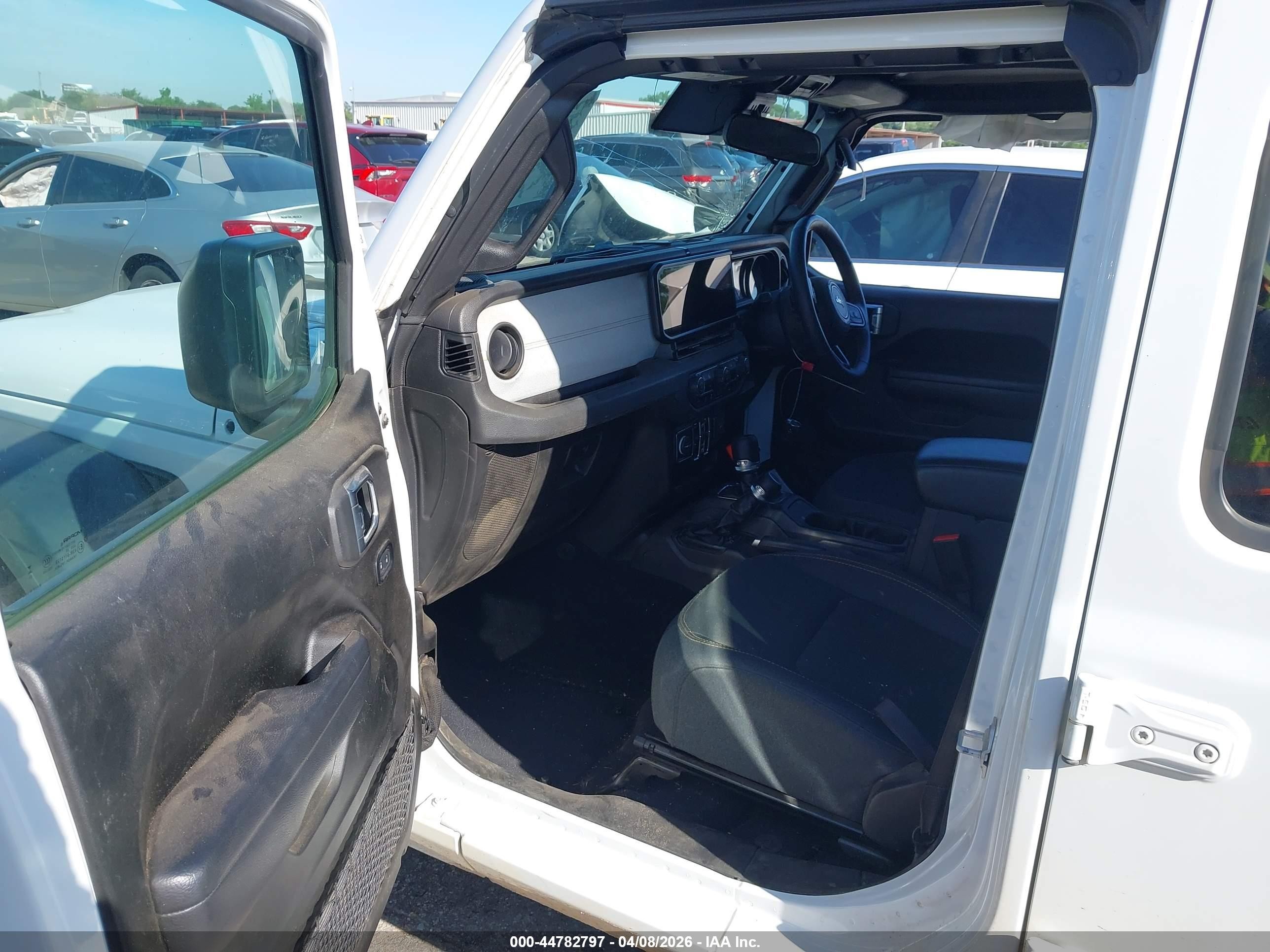 2024 Jeep Wrangler 4-door Sport Rhd 4x4 White vin: 1C4PJXKNXRW233987