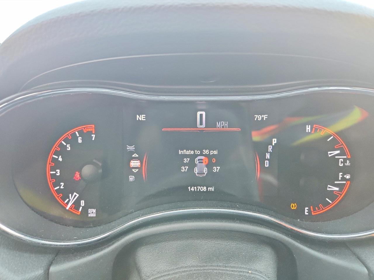 2018 Dodge Durango Sxt White vin: 1C4RDHAGXJC115128