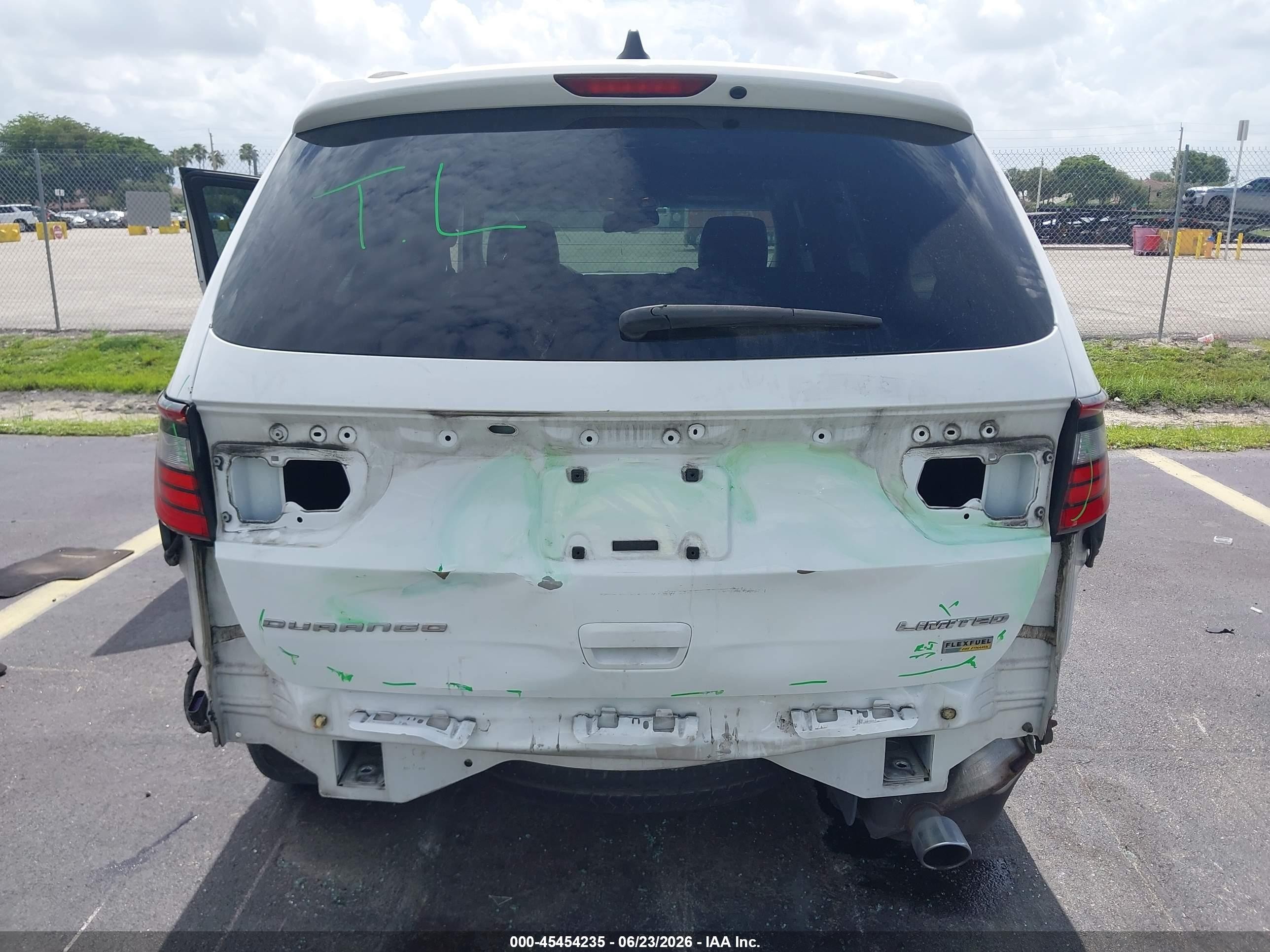 2015 Dodge Durango Limited White vin: 1C4RDHDG2FC770726