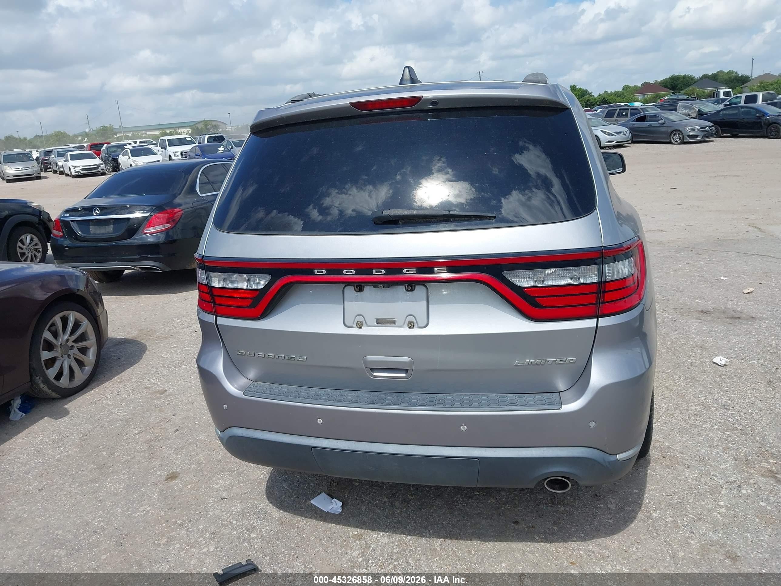 2014 Dodge Durango Limited Silver vin: 1C4RDHDG4EC532519