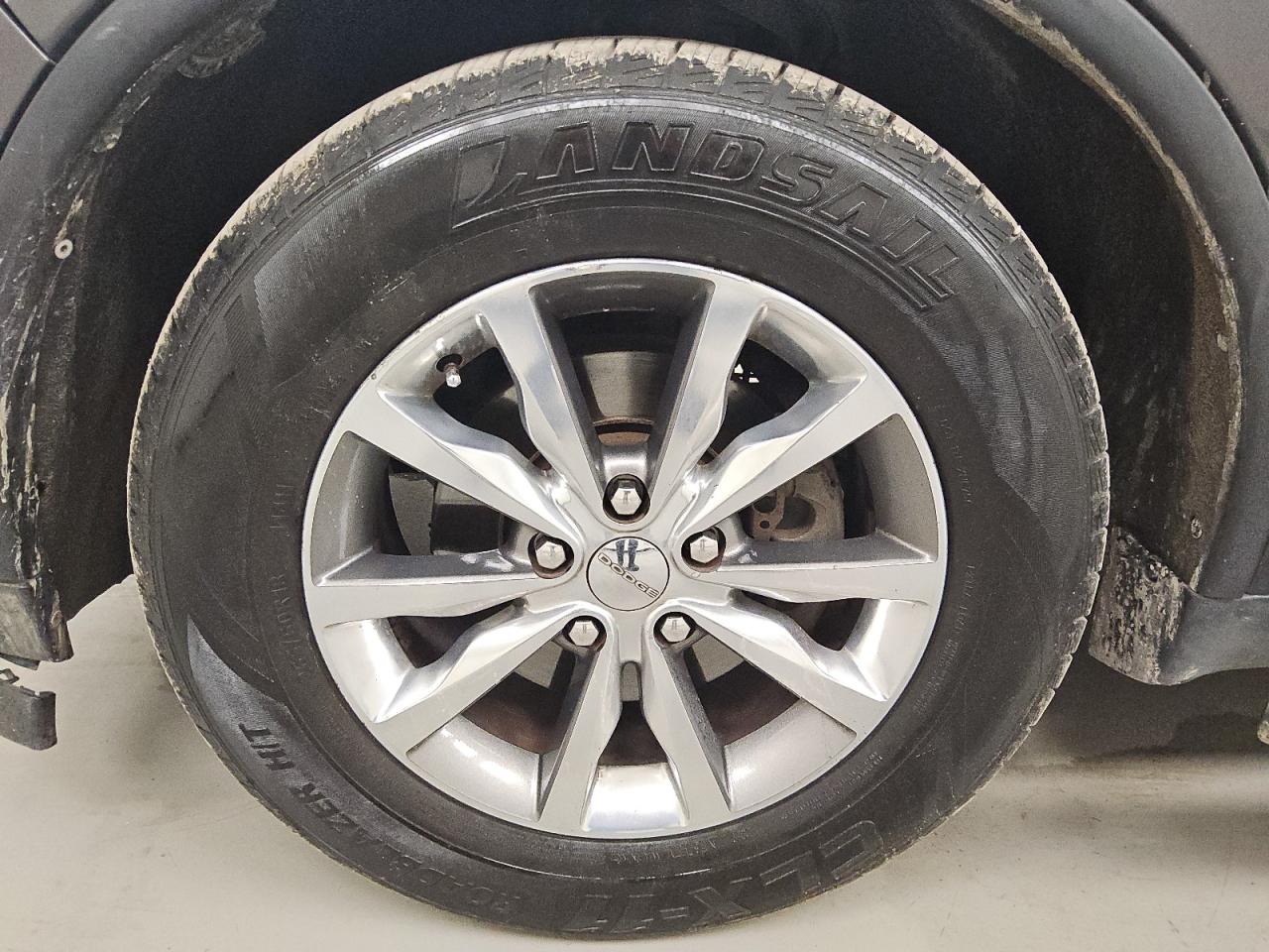 2014 Dodge Durango Limited Gray vin: 1C4RDHDG9EC443433 Damage: Left Front Wheel, Curb Rash, 7 To 8 Inches