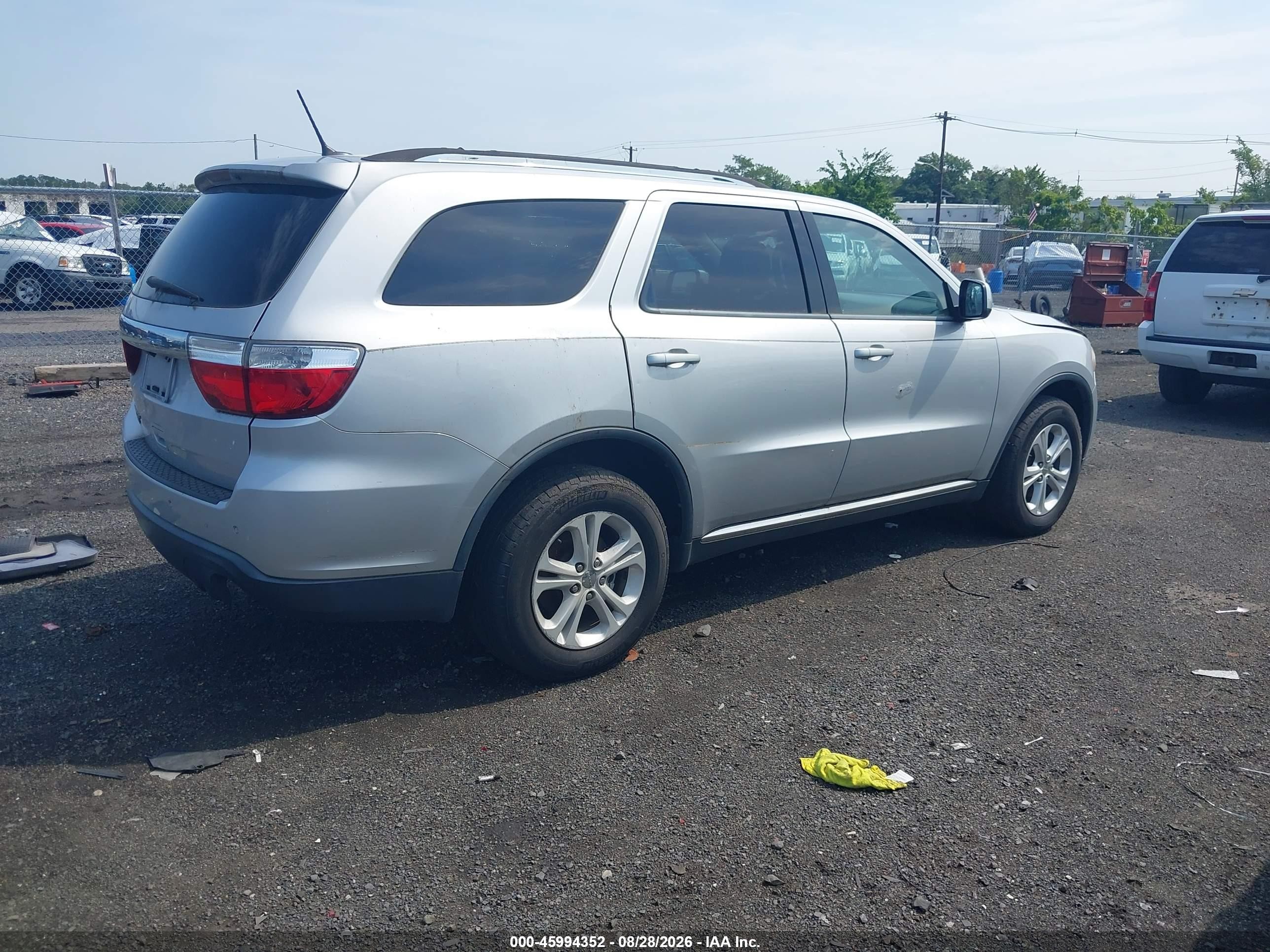 2013 Dodge Durango Sxt Silver vin: 1C4RDJAG4DC570939