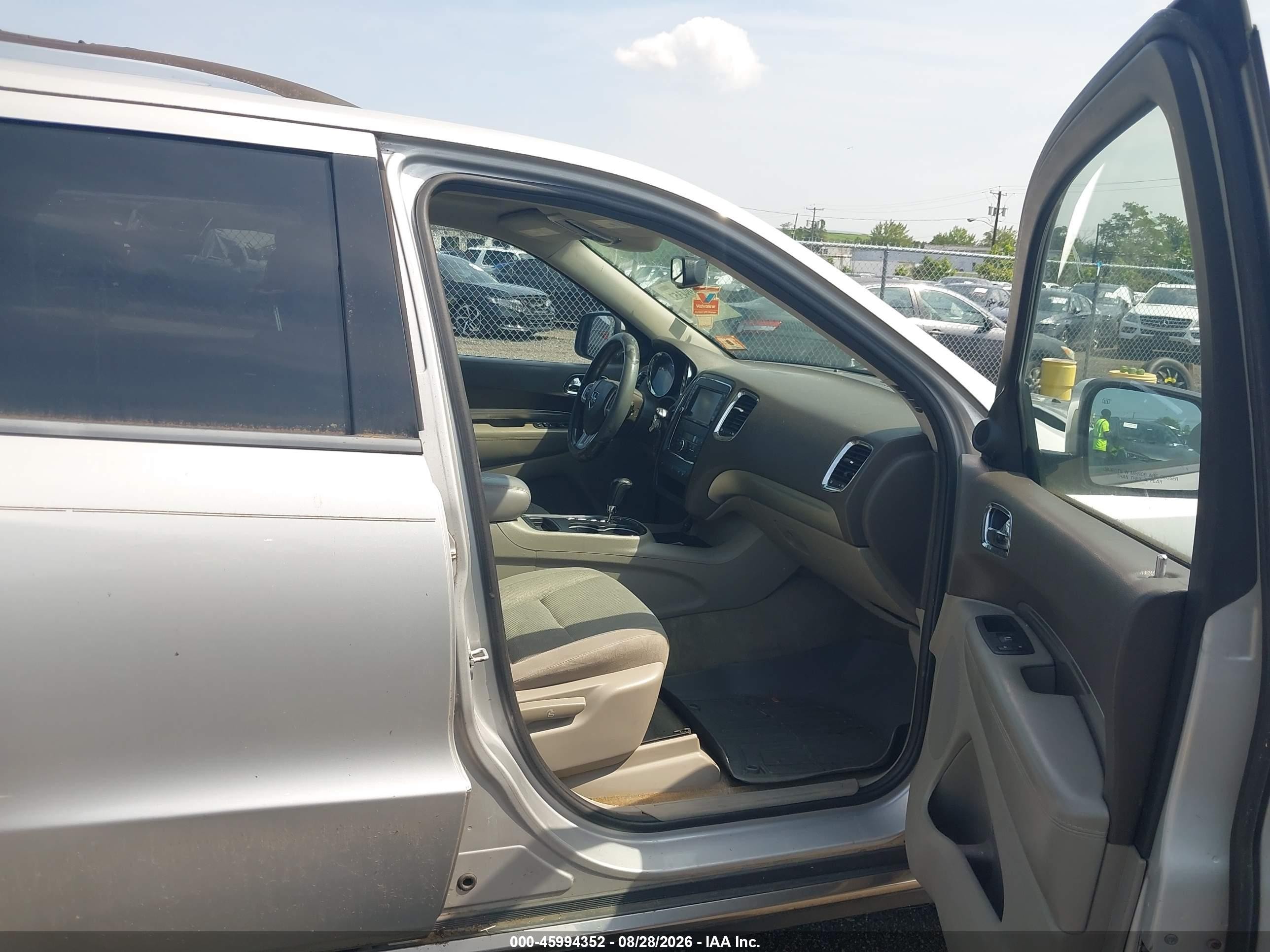2013 Dodge Durango Sxt Silver vin: 1C4RDJAG4DC570939