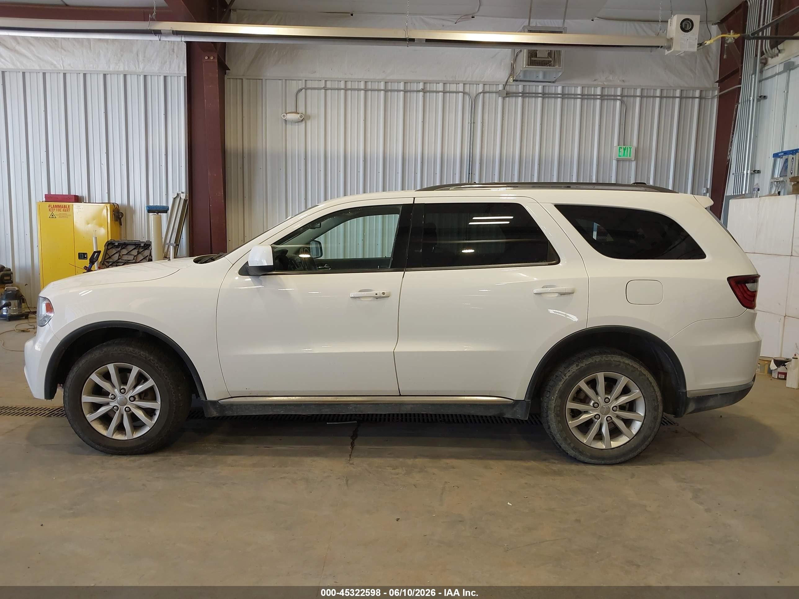 2014 Dodge Durango Sxt White vin: 1C4RDJAG5EC314682