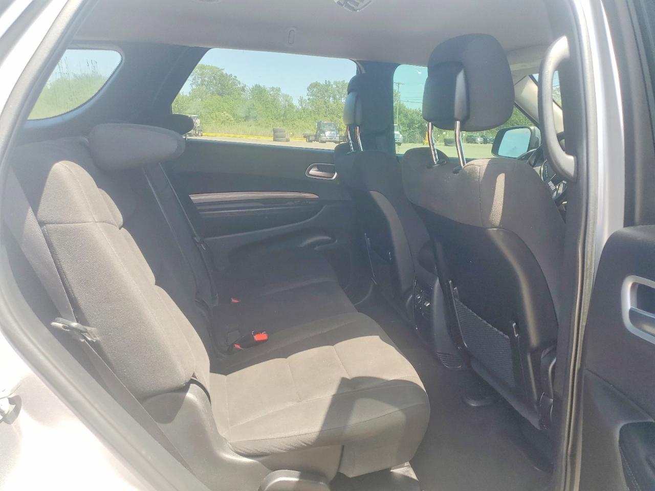 2019 Dodge Durango Sxt Silver vin: 1C4RDJAG7KC651222