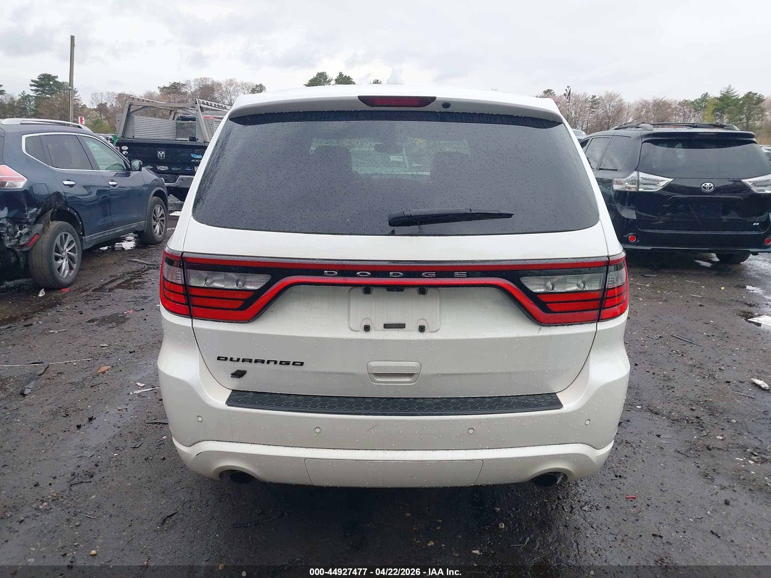 2018 Dodge Durango Sxt Awd White vin: 1C4RDJAG8JC116558