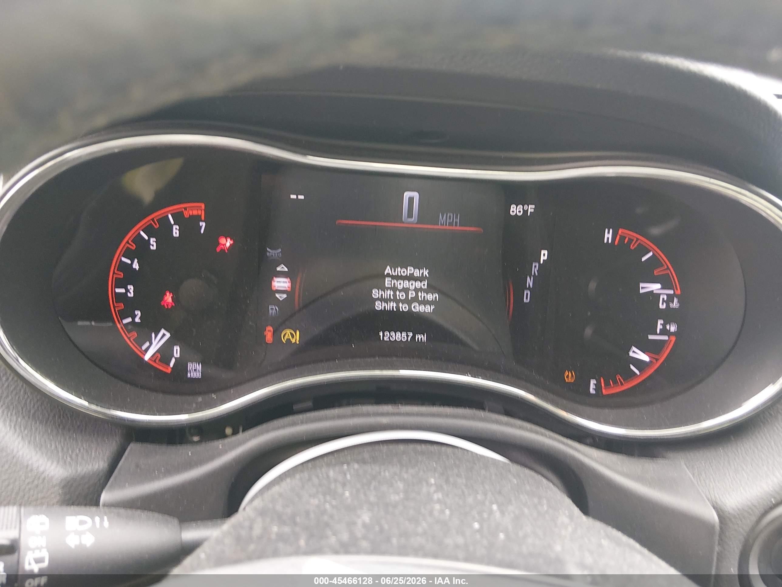 2018 Dodge Durango Sxt Awd White vin: 1C4RDJAG8JC312676