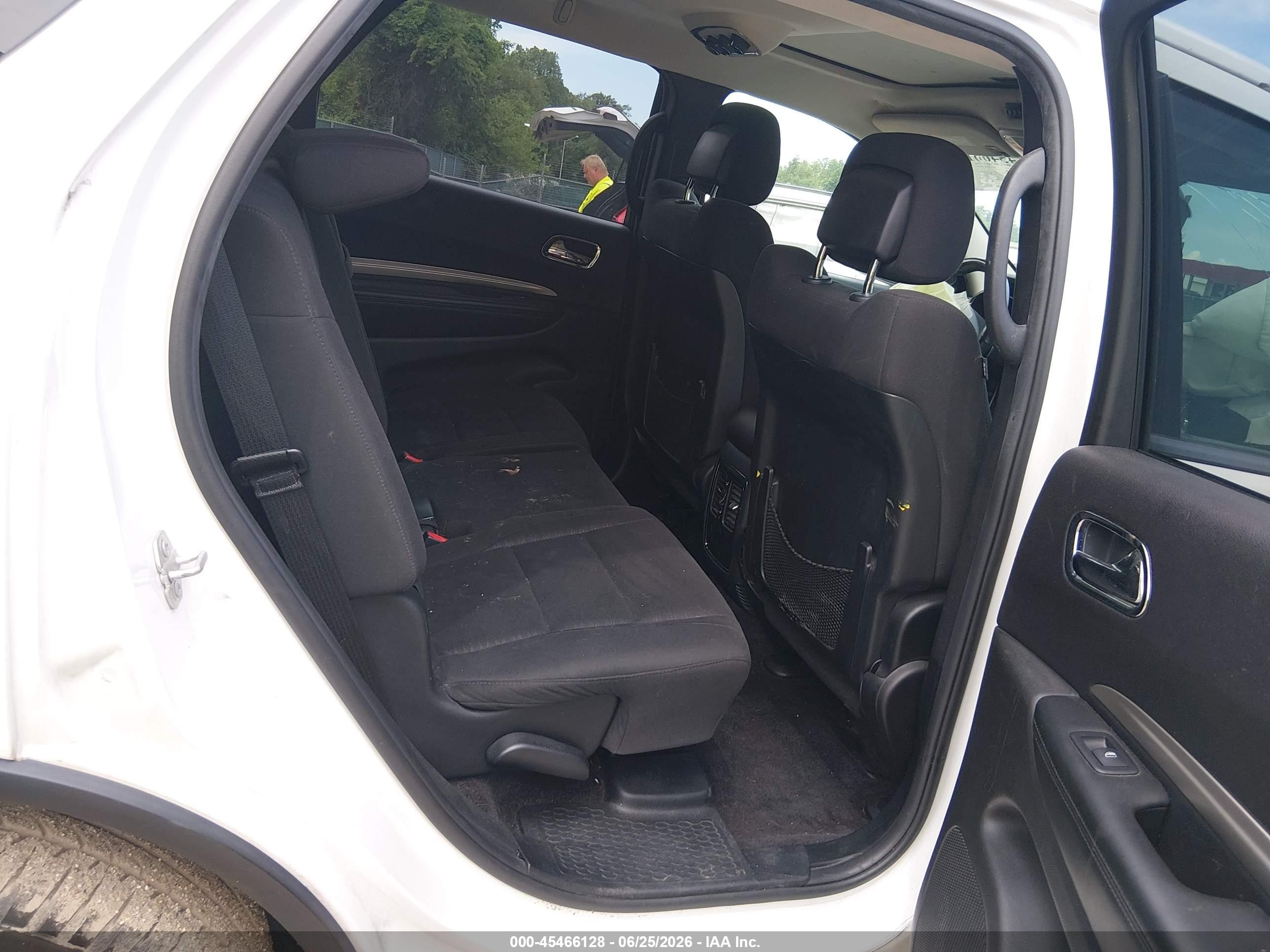 2018 Dodge Durango Sxt Awd White vin: 1C4RDJAG8JC312676