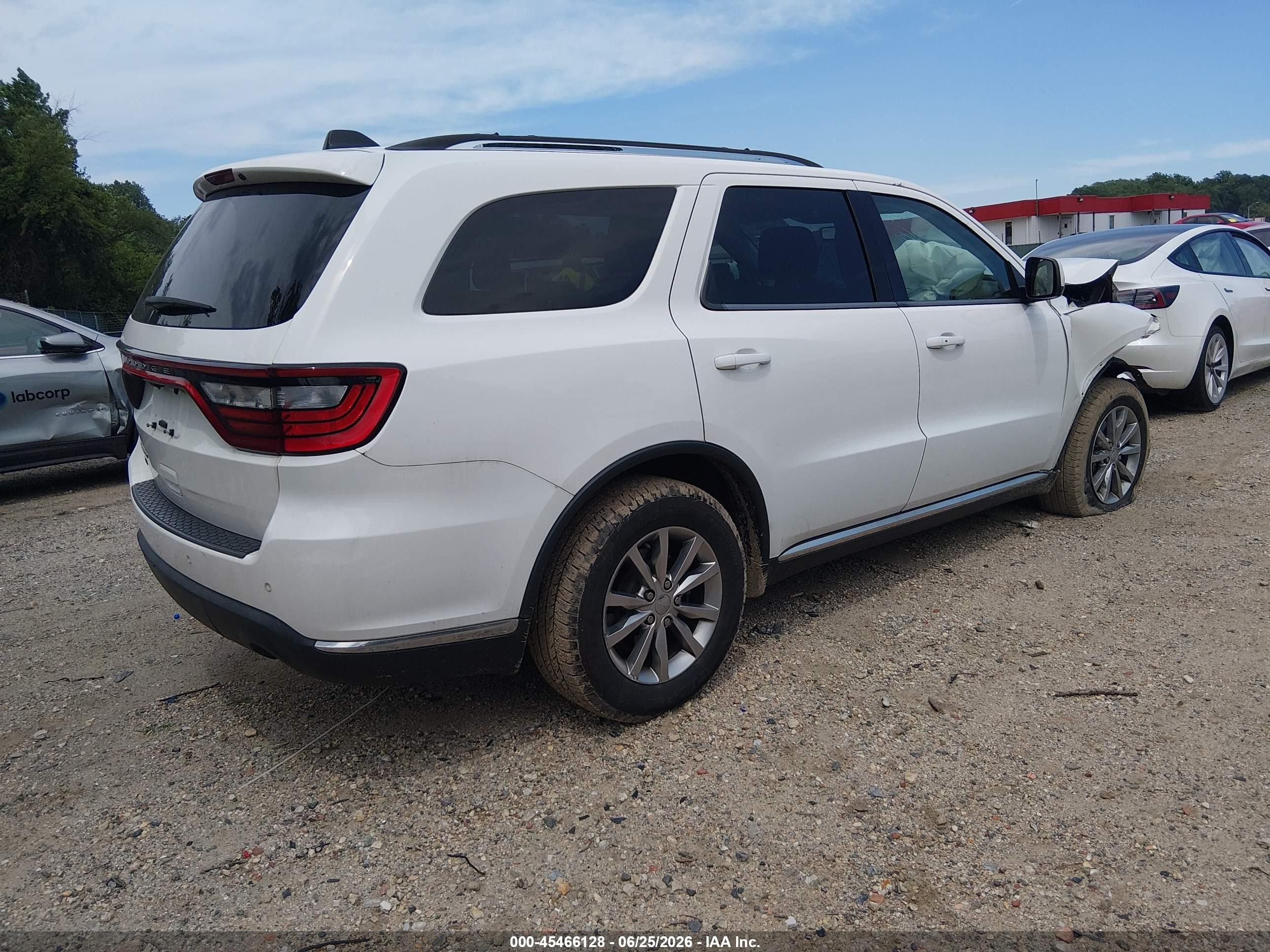 2018 Dodge Durango Sxt Awd White vin: 1C4RDJAG8JC312676