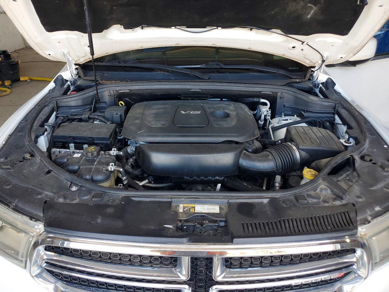 2018 Dodge Durango Sxt White vin: 1C4RDJAGXJC225443