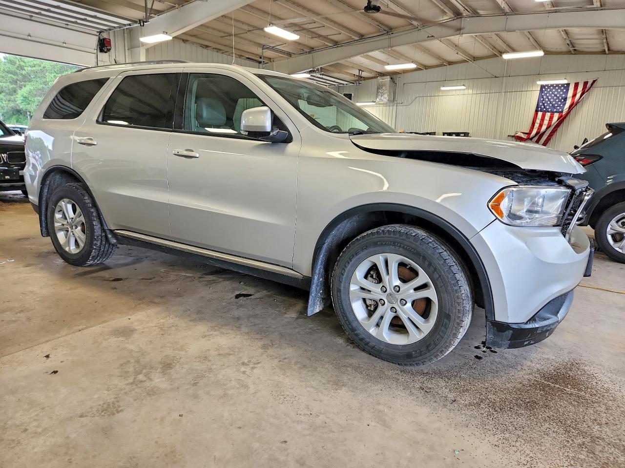 2012 Dodge Durango Crew Silver vin: 1C4RDJDG5CC322967