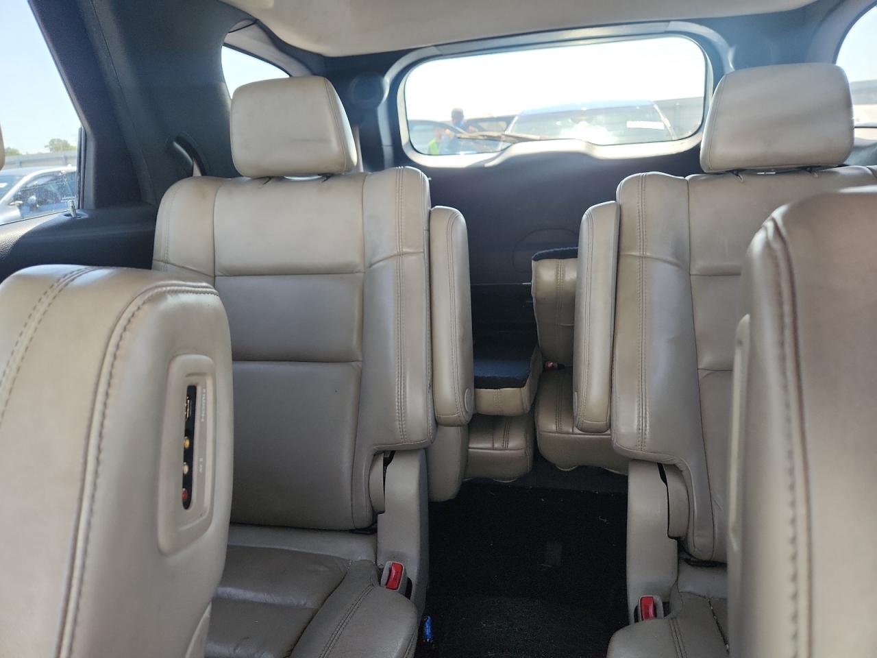 2014 Dodge Durango White vin: 1C4RDJDG5EC484021