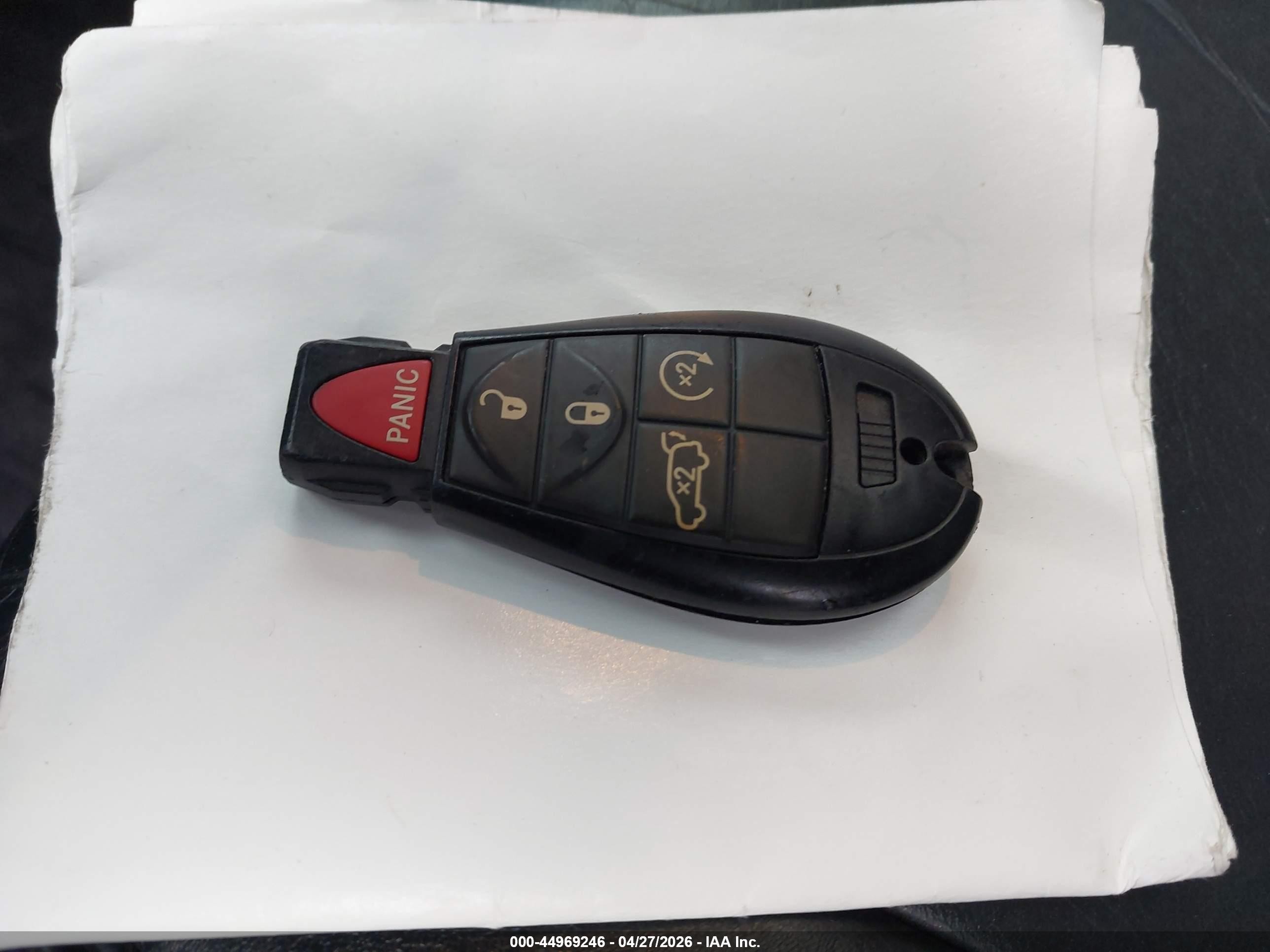 2013 Dodge Durango Crew Red vin: 1C4RDJDG6DC616623