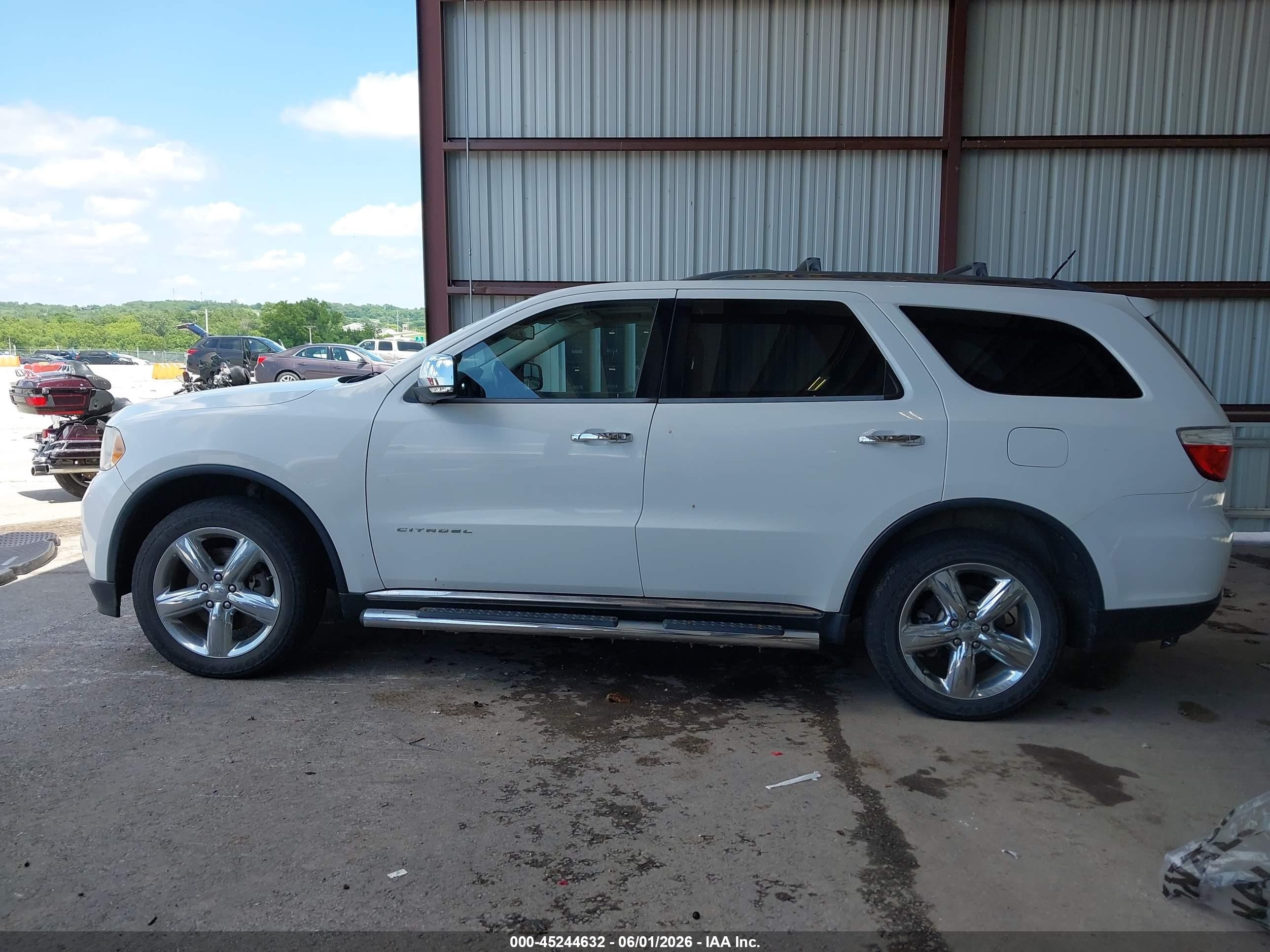 2013 Dodge Durango Citadel White vin: 1C4RDJEG5DC557059
