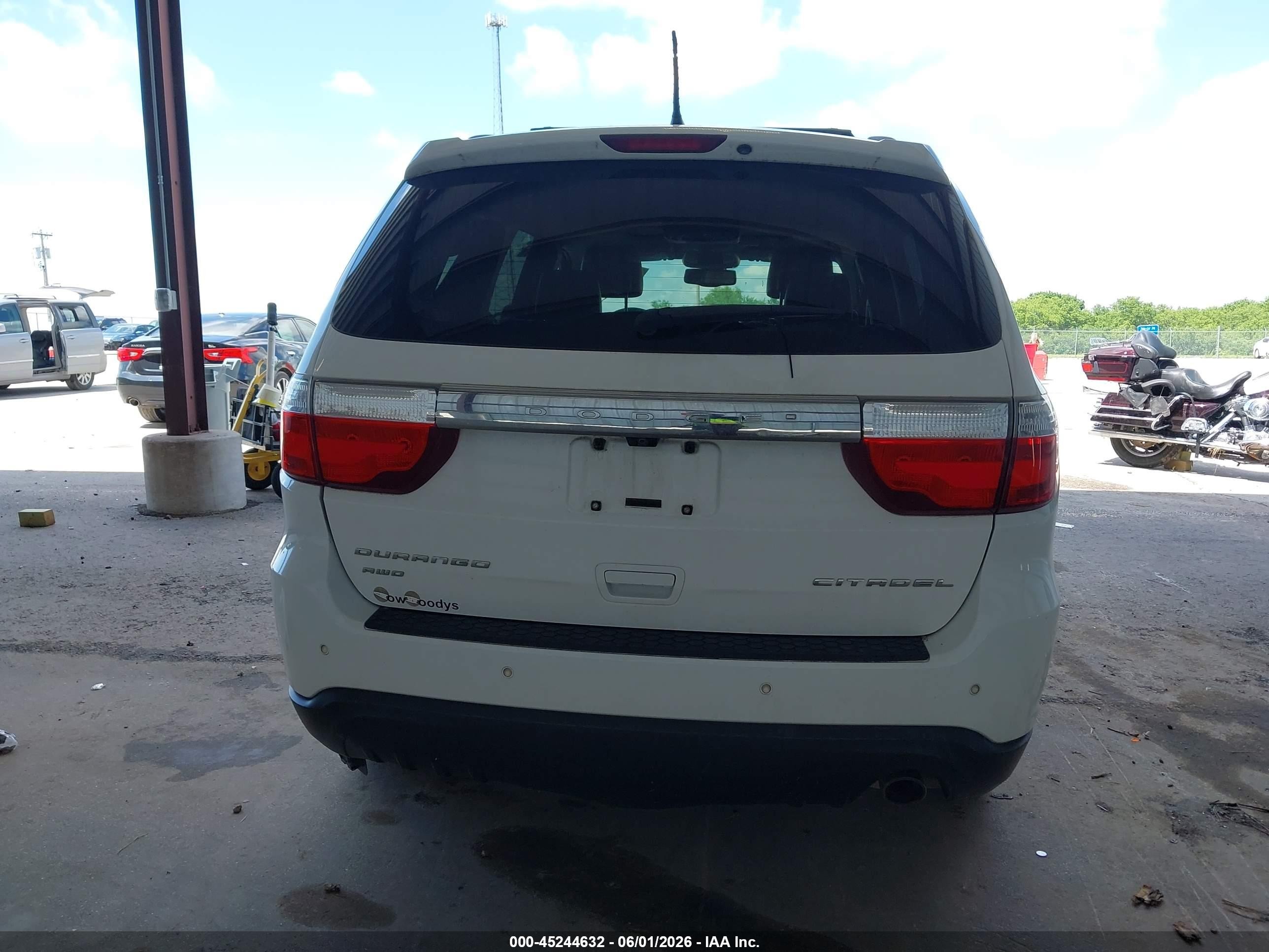 2013 Dodge Durango Citadel White vin: 1C4RDJEG5DC557059