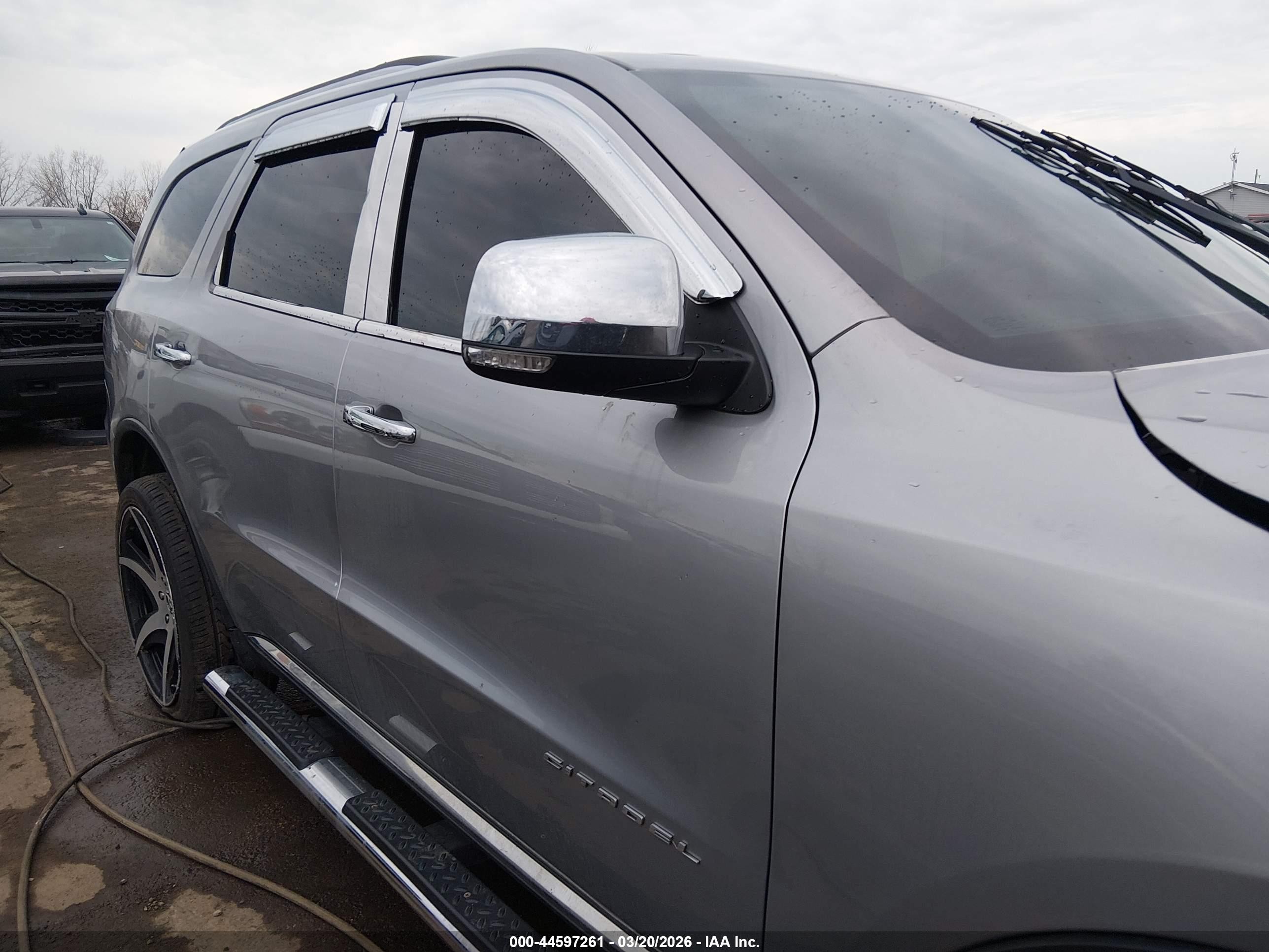 2015 Dodge Durango Citadel Silver vin: 1C4RDJEG9FC799341