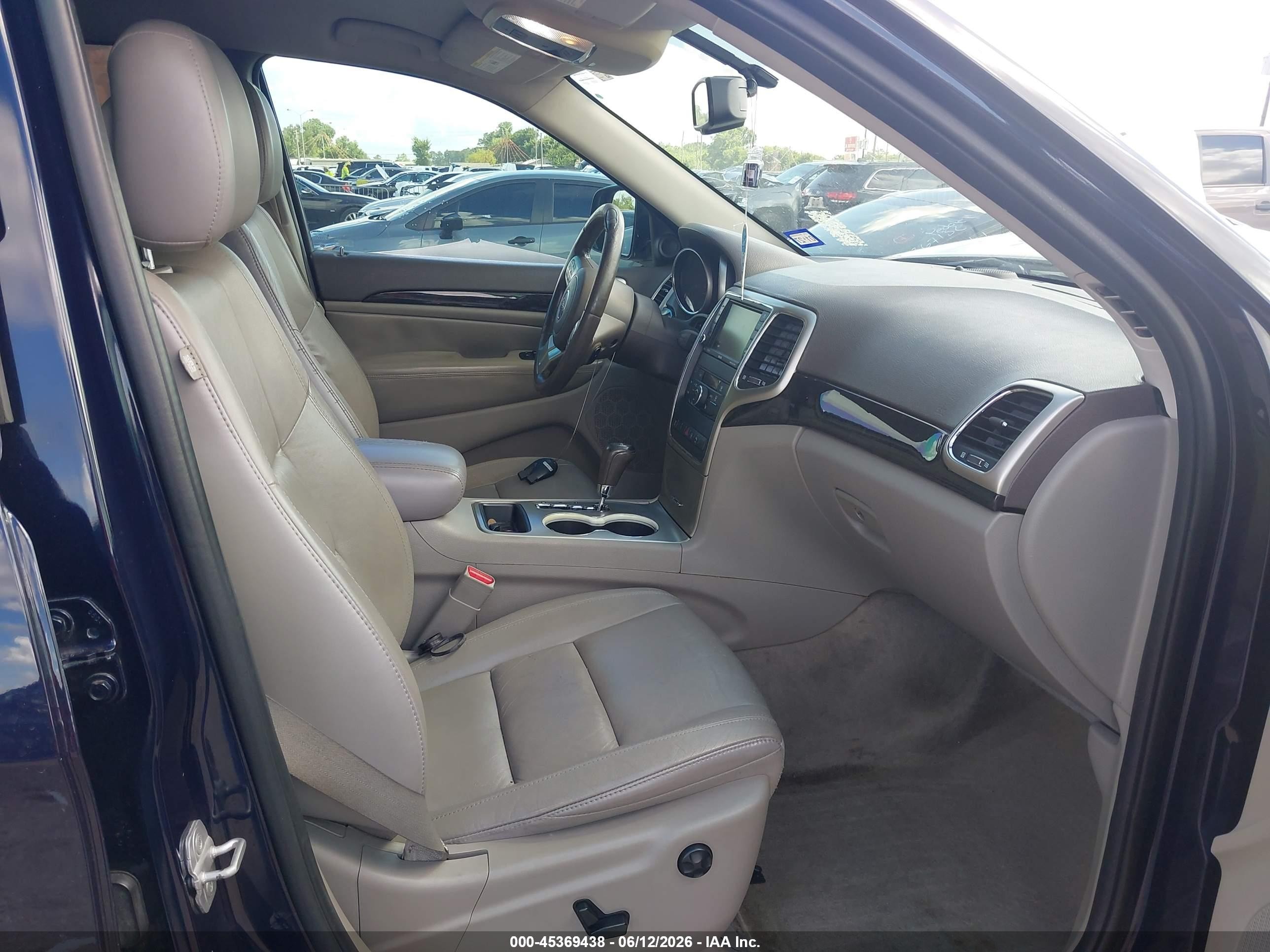 2012 Jeep Grand Cherokee Laredo Black vin: 1C4RJEAG0CC258728