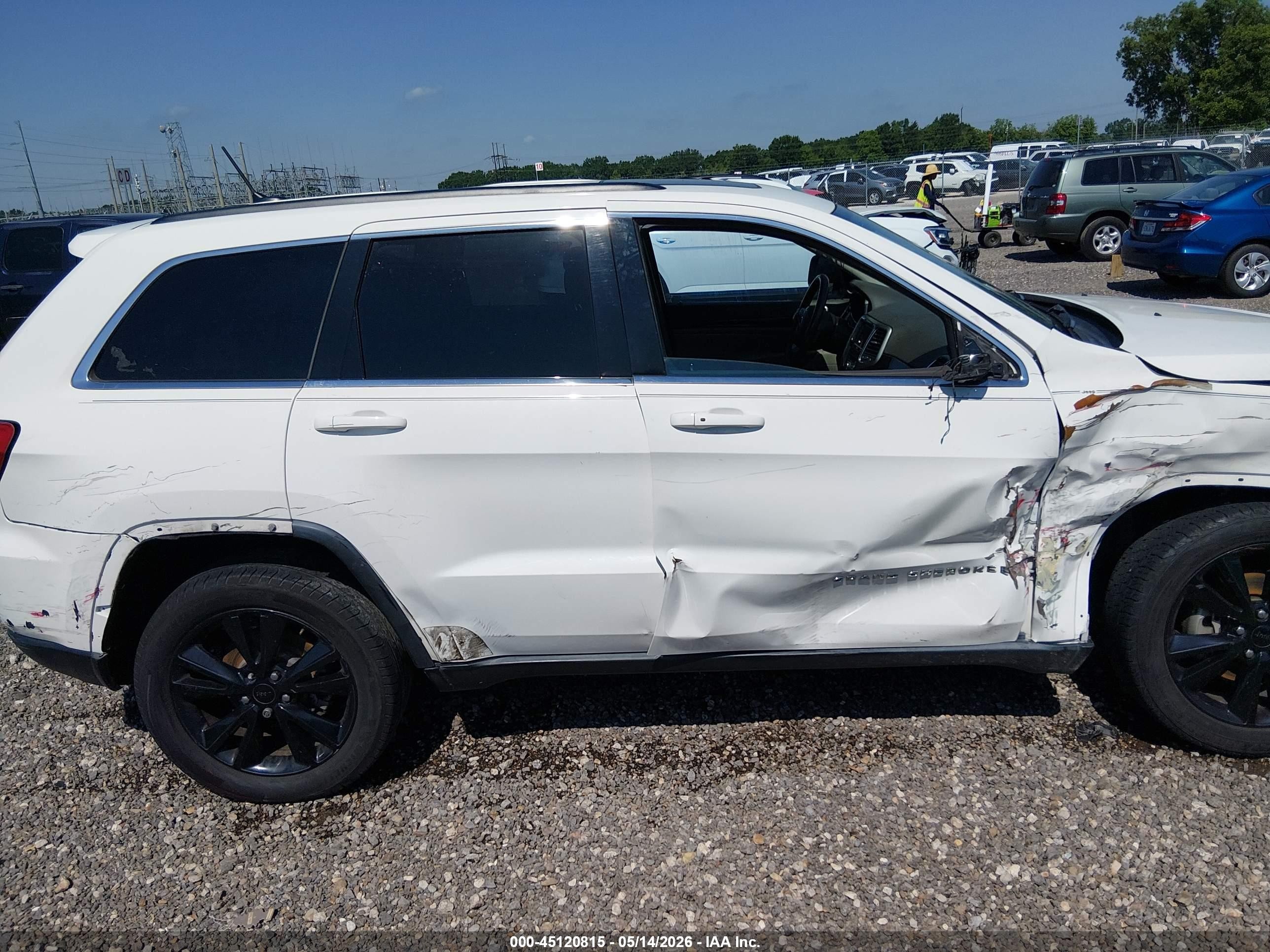 2012 Jeep Grand Cherokee Laredo Белый vin: 1C4RJEAG0CC355945