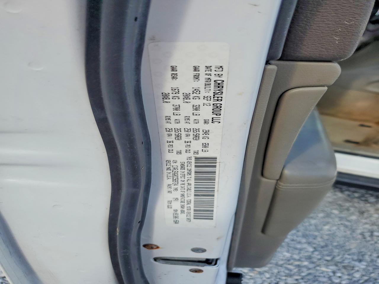 2013 Jeep Grand Cherokee White vin: 1C4RJEAG0DC569724