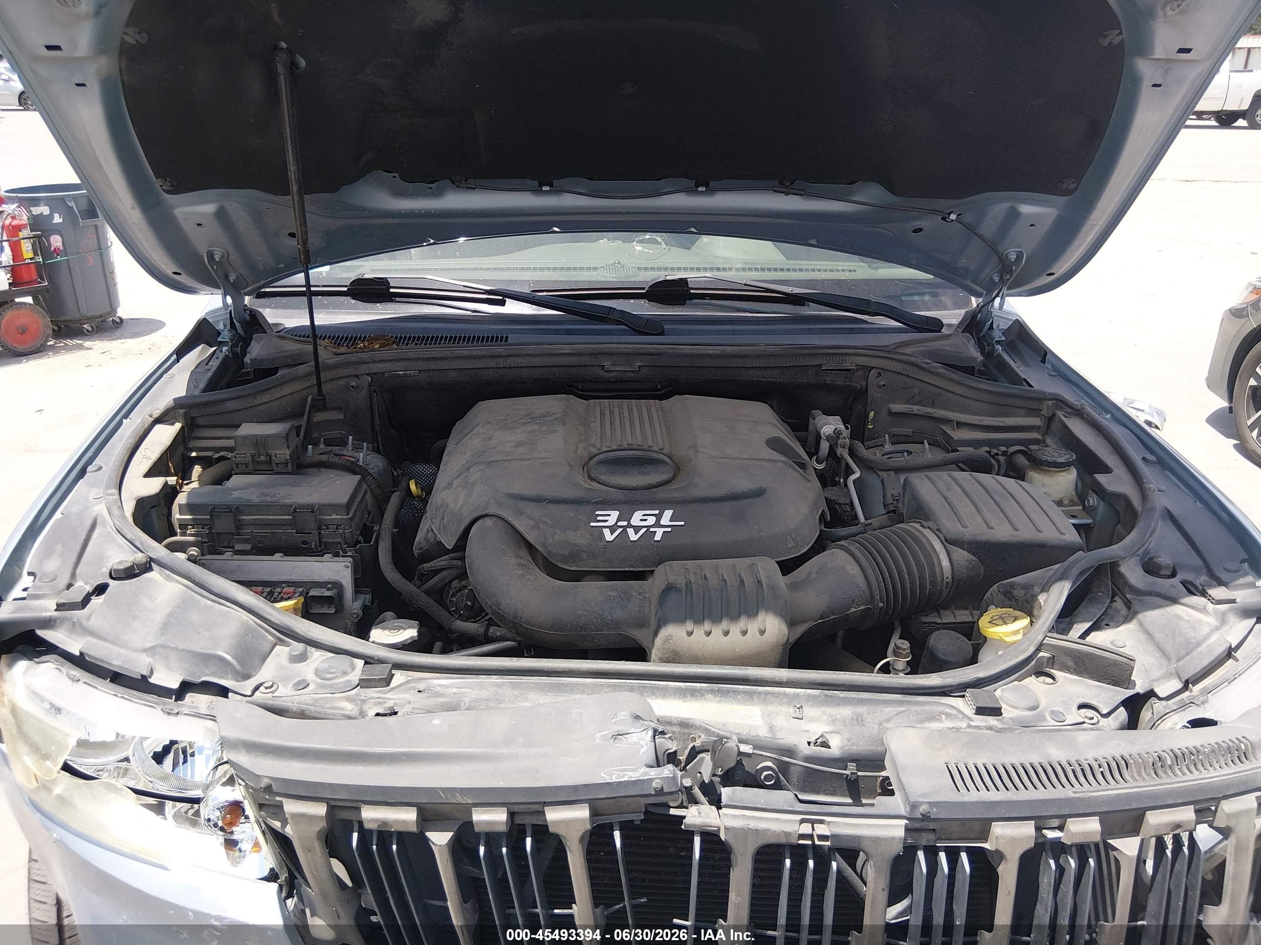 2013 Jeep Grand Cherokee Laredo Brown vin: 1C4RJEAG0DC574552