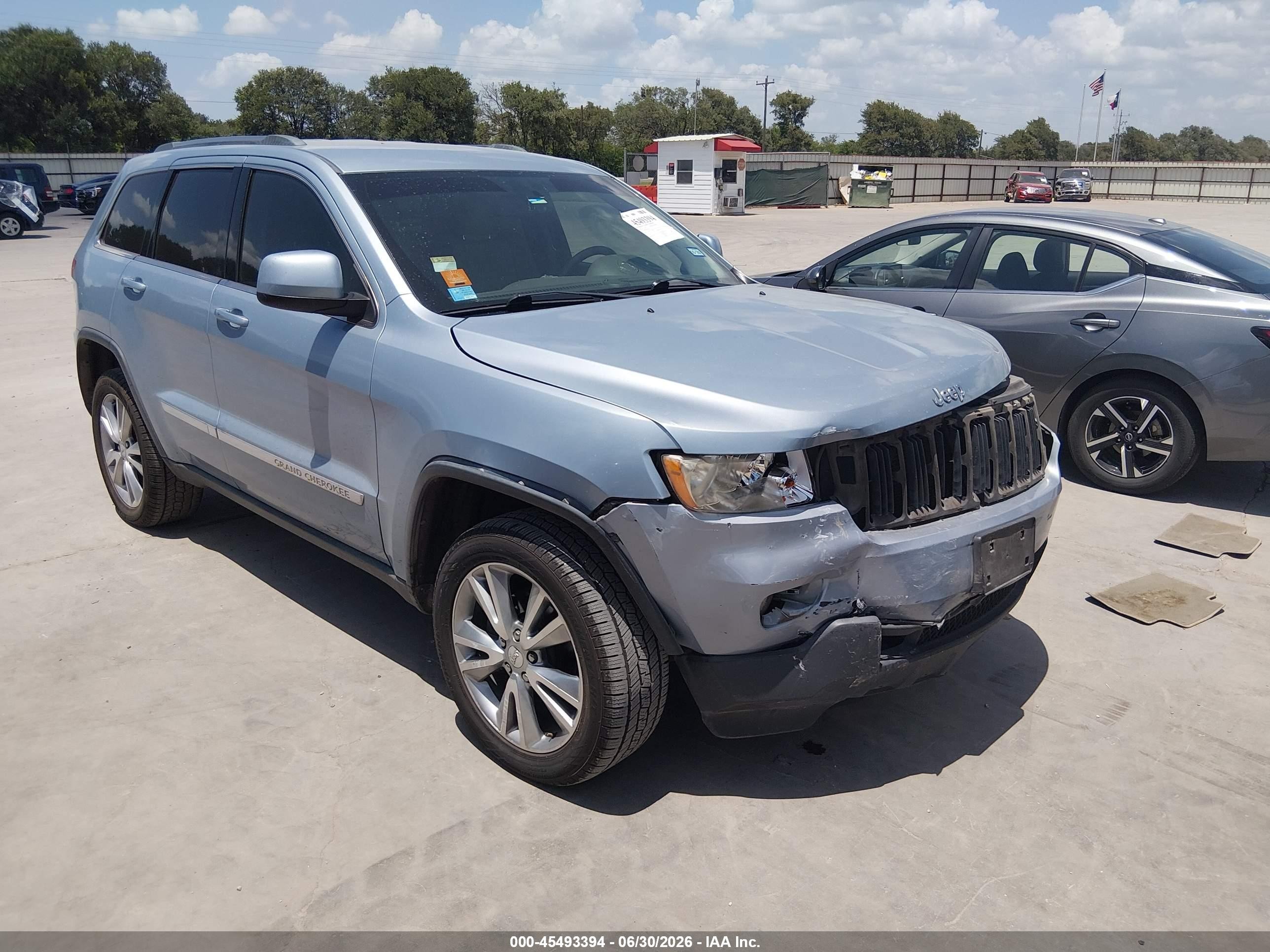 2013 Jeep Grand Cherokee Laredo Brown vin: 1C4RJEAG0DC574552
