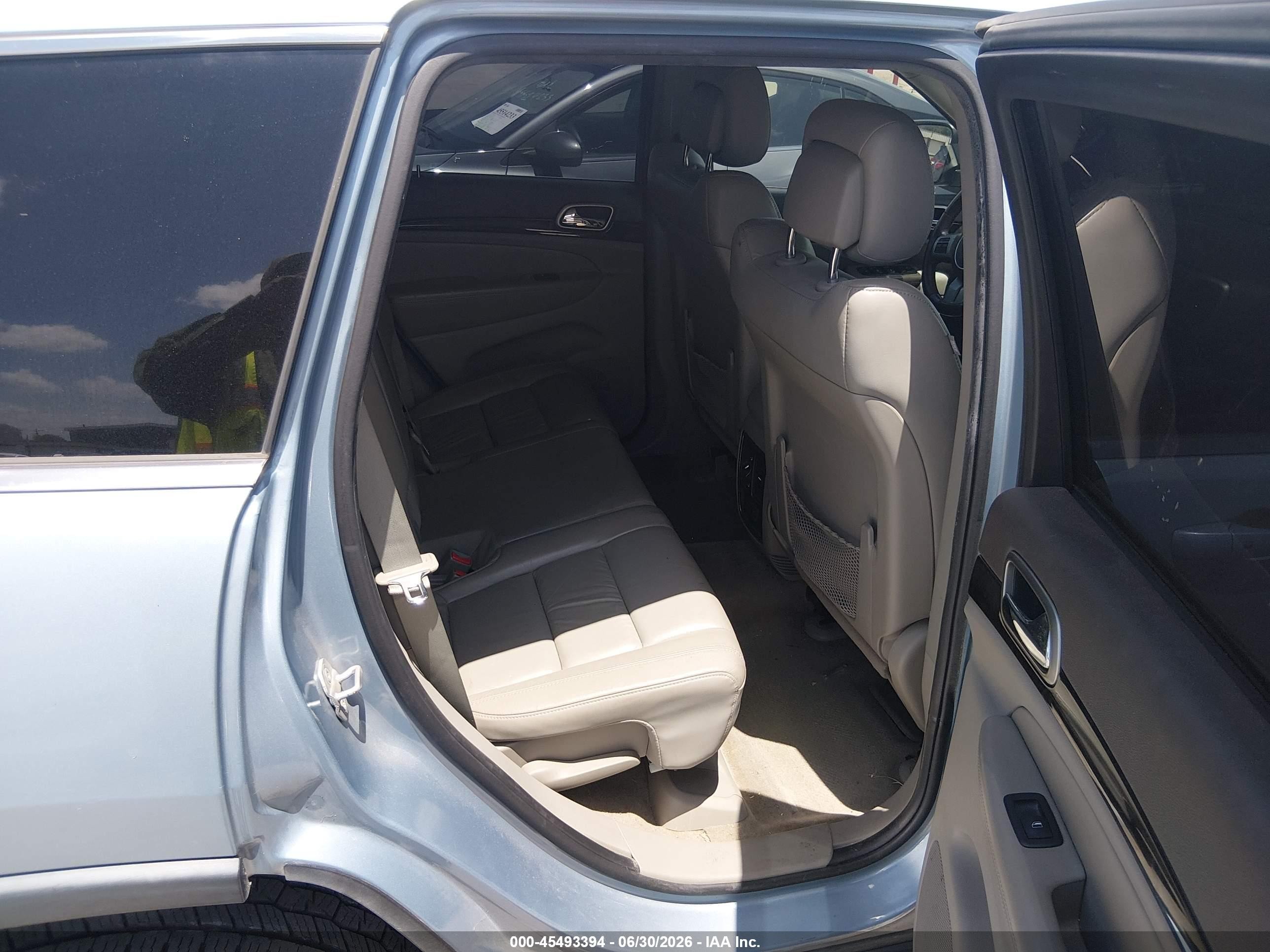 2013 Jeep Grand Cherokee Laredo Brown vin: 1C4RJEAG0DC574552