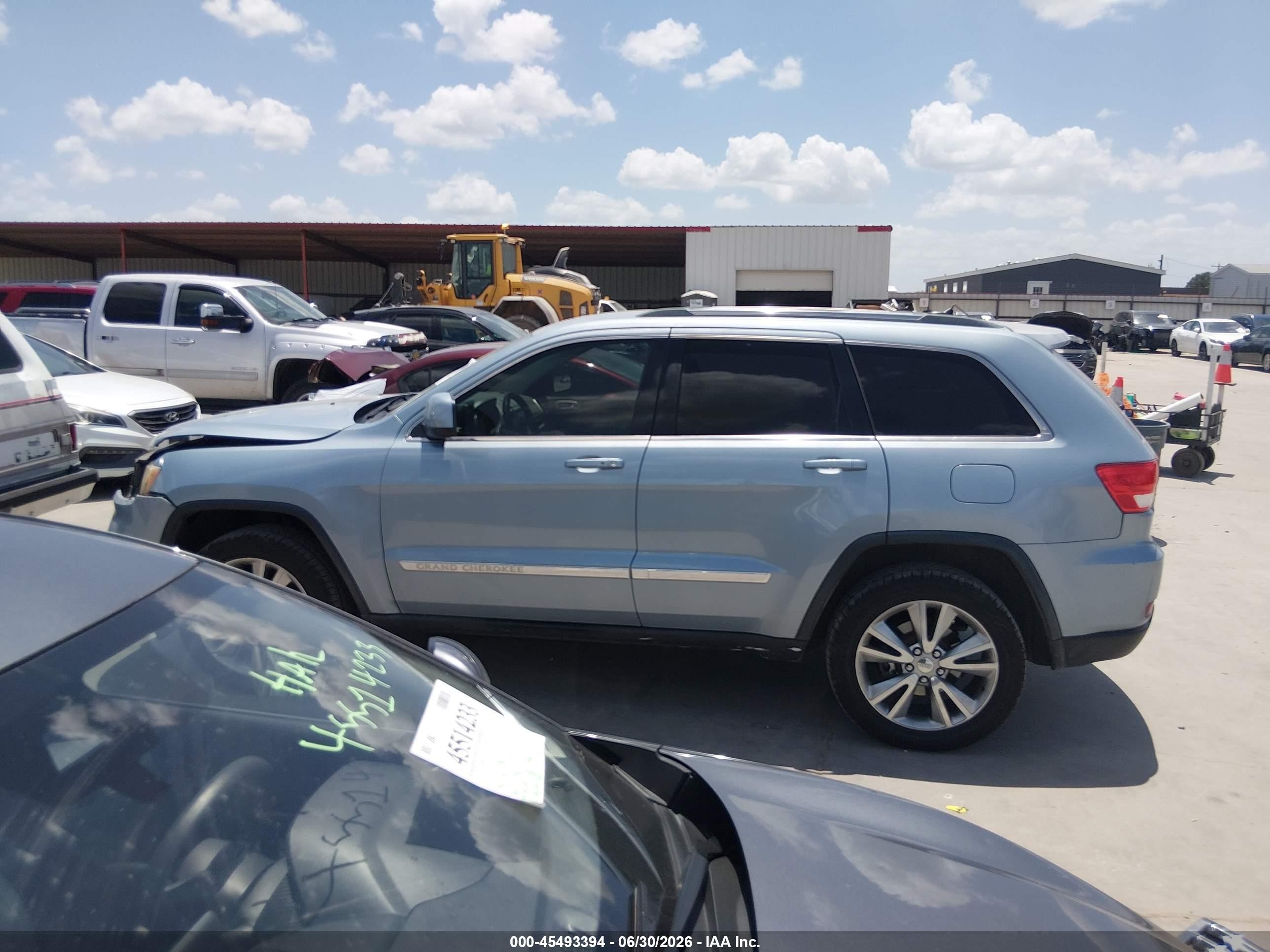 2013 Jeep Grand Cherokee Laredo Brown vin: 1C4RJEAG0DC574552
