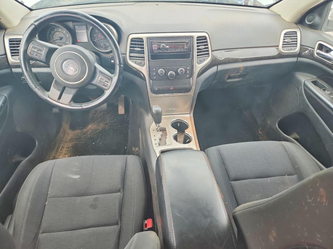2013 Jeep Grand Cherokee Laredo Серебряный vin: 1C4RJEAG0DC597684