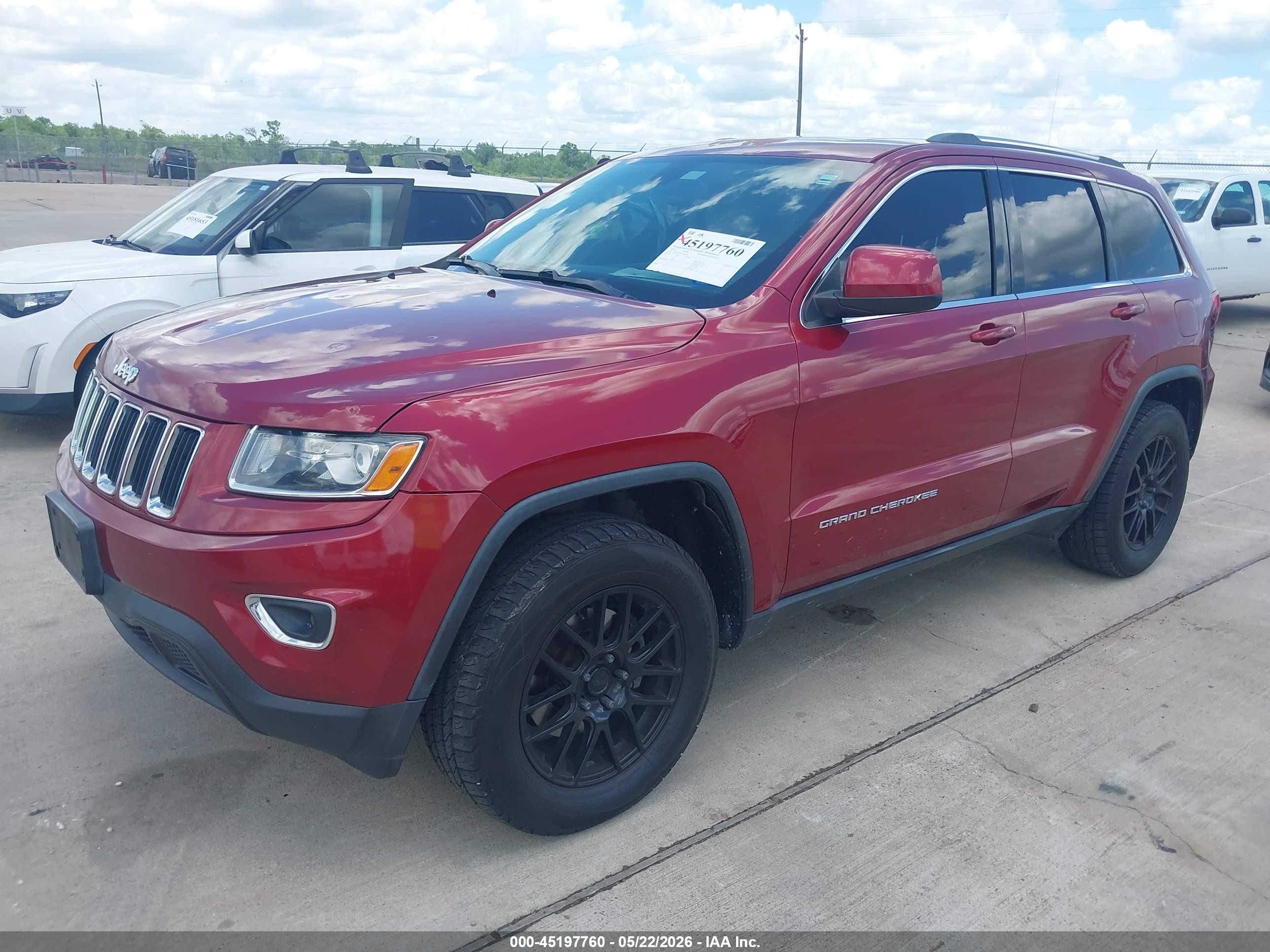 2014 Jeep Grand Cherokee Laredo Red vin: 1C4RJEAG0EC160348