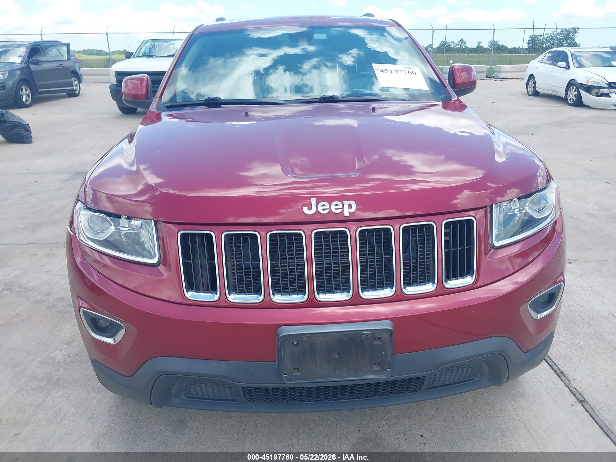 2014 Jeep Grand Cherokee Laredo Red vin: 1C4RJEAG0EC160348