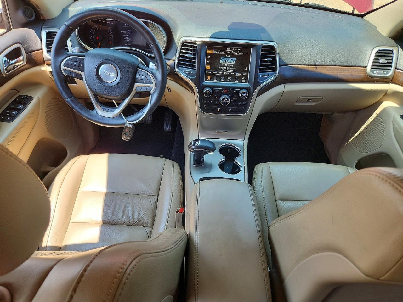 2014 Jeep Grand Cherokee Laredo Red vin: 1C4RJEAG0EC348139