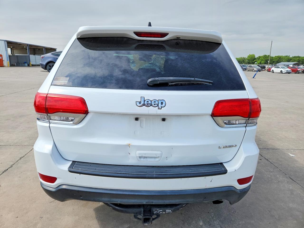 2015 Jeep Grand Cherokee Laredo White vin: 1C4RJEAG0FC162067