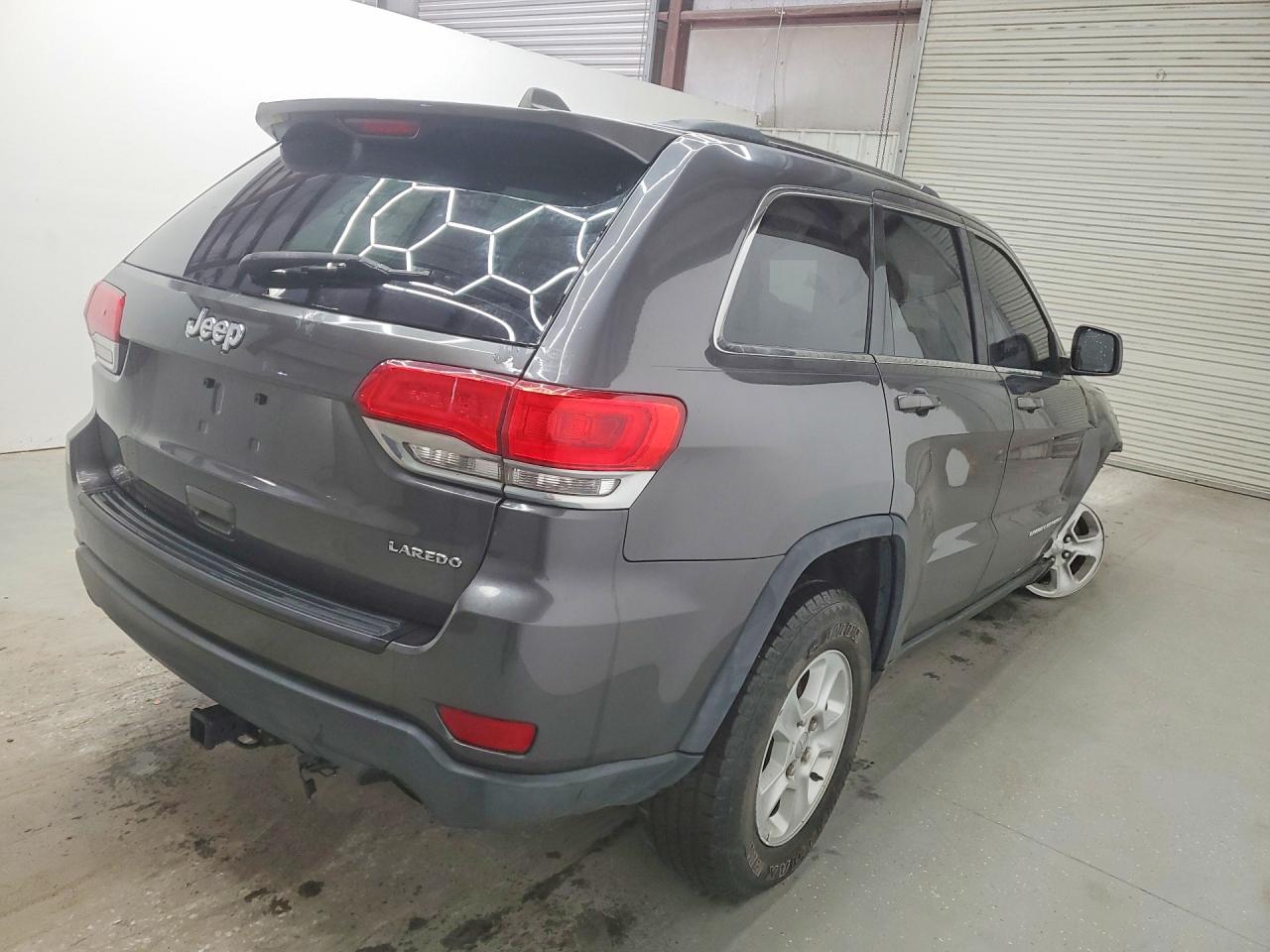 2015 Jeep Grand Cherokee Laredo Gray vin: 1C4RJEAG0FC218251