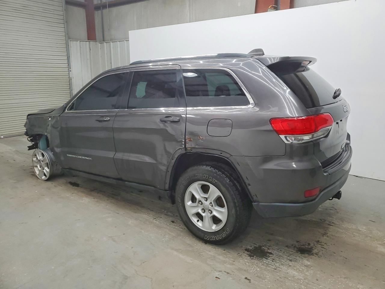 2015 Jeep Grand Cherokee Laredo Gray vin: 1C4RJEAG0FC218251