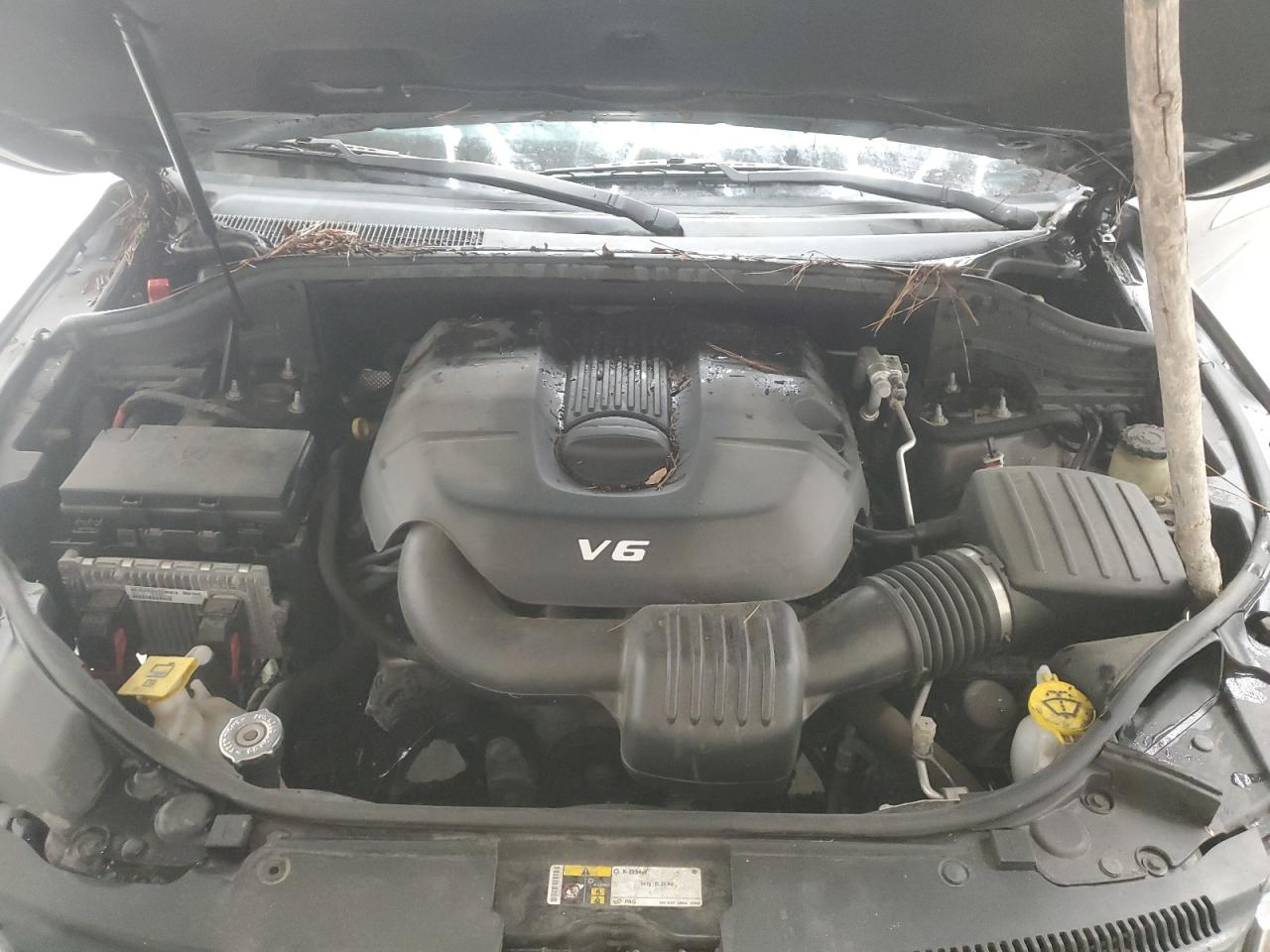 2015 Jeep Grand Cherokee Laredo Gray vin: 1C4RJEAG0FC218251 Damage: Right Hood Strut, Inoperable, Replacement Required