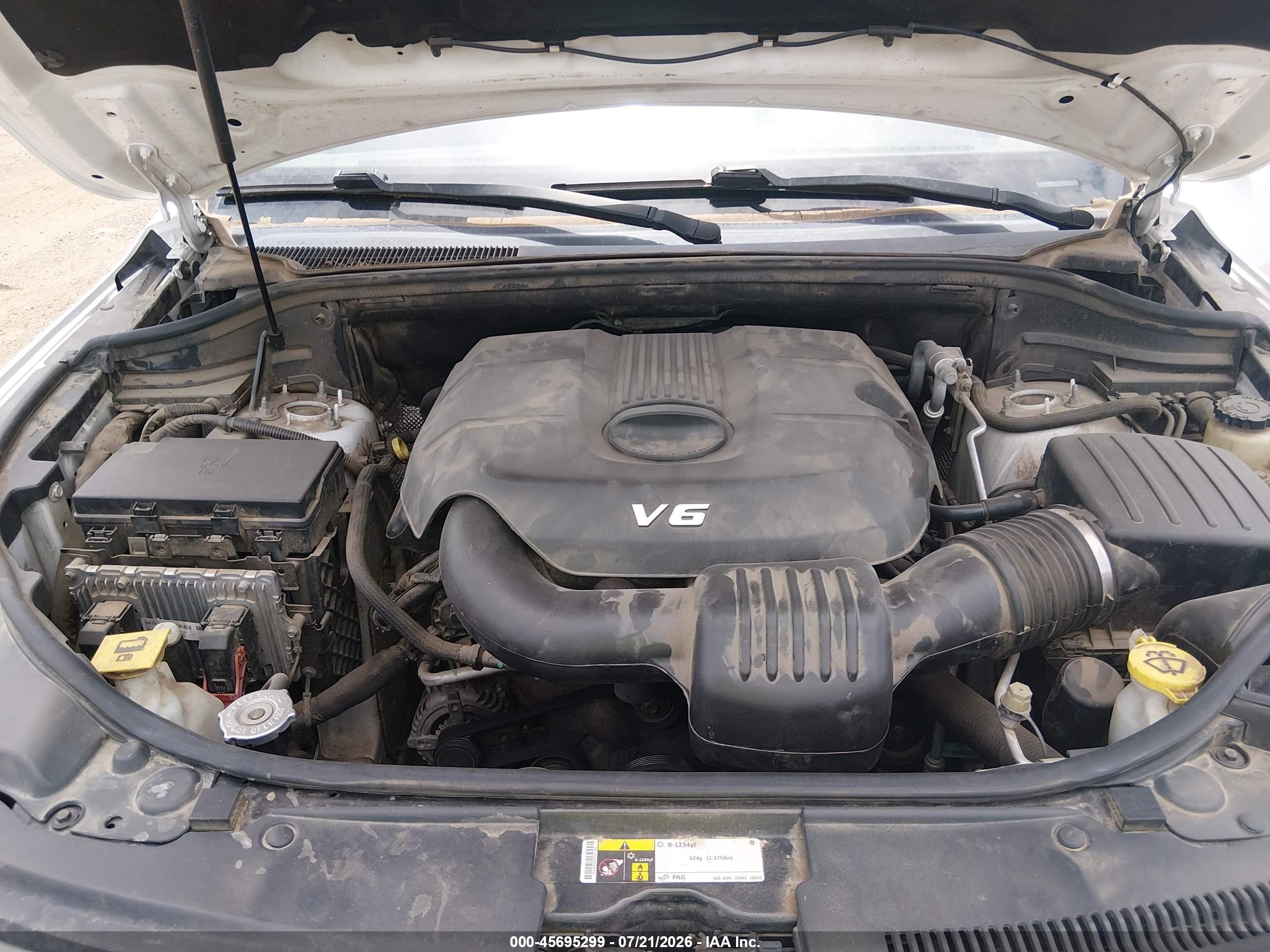 2015 Jeep Grand Cherokee Laredo Белый vin: 1C4RJEAG0FC622506