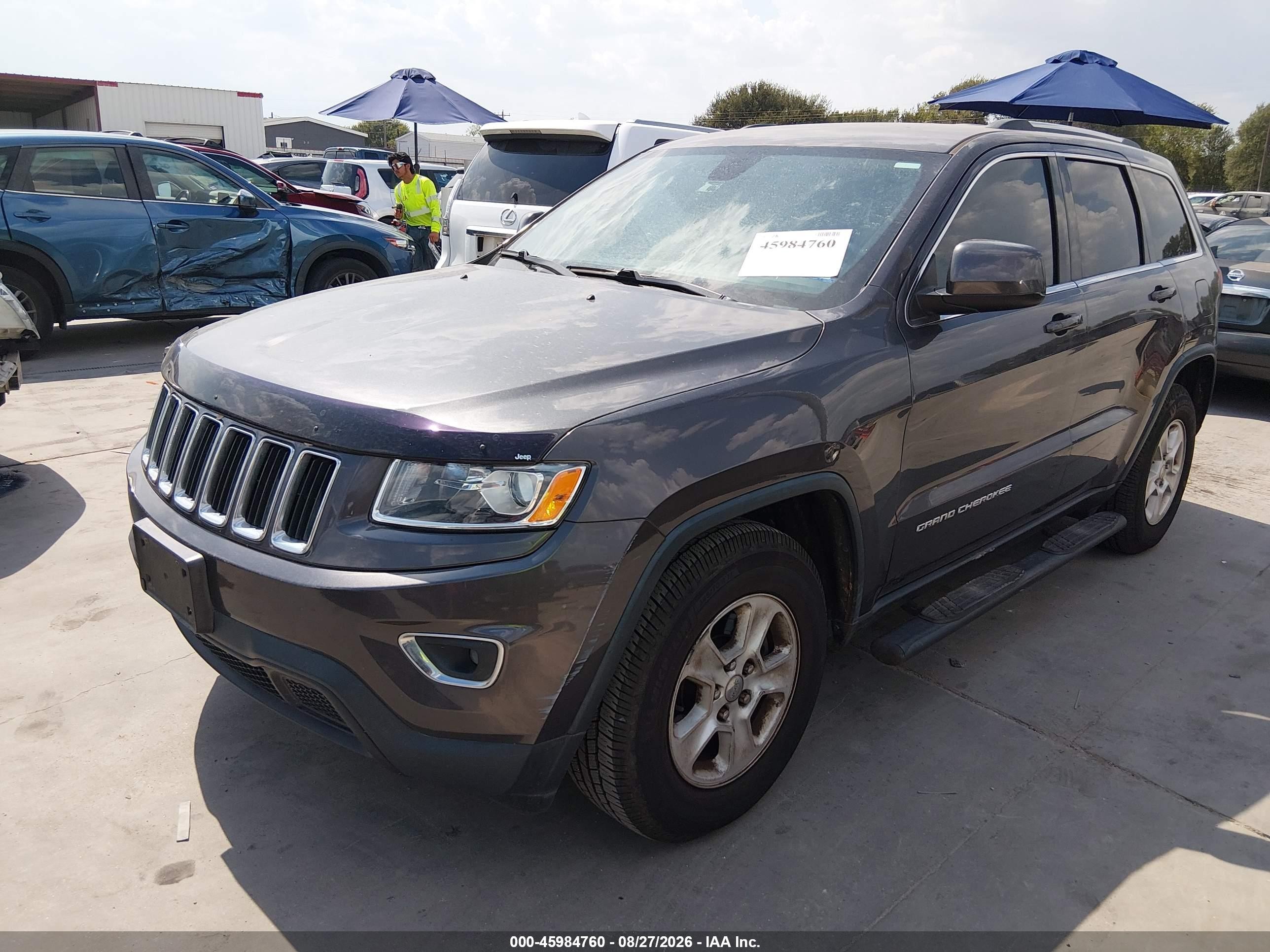 2015 Jeep Grand Cherokee Laredo Gray vin: 1C4RJEAG0FC957314