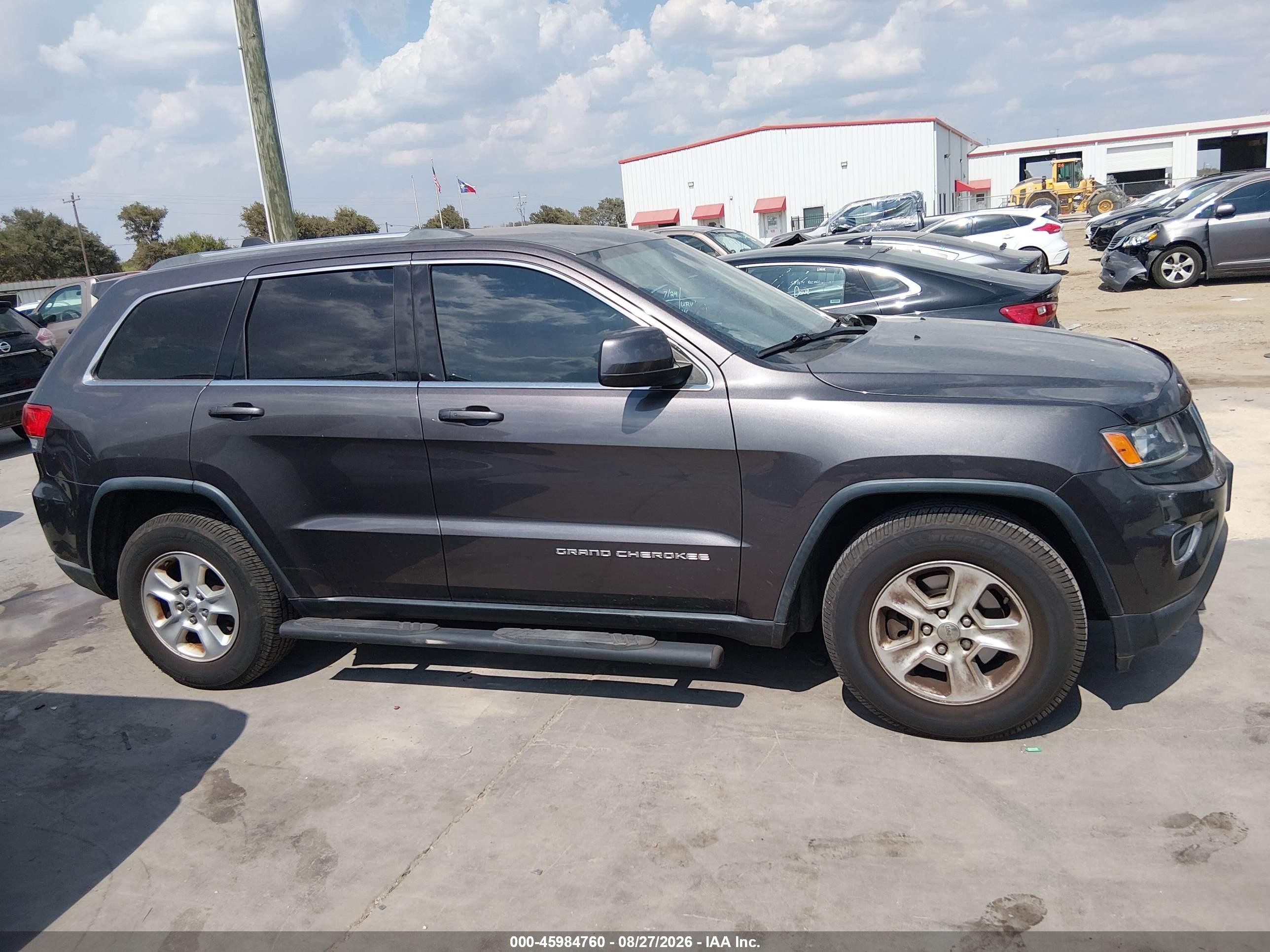 2015 Jeep Grand Cherokee Laredo Gray vin: 1C4RJEAG0FC957314