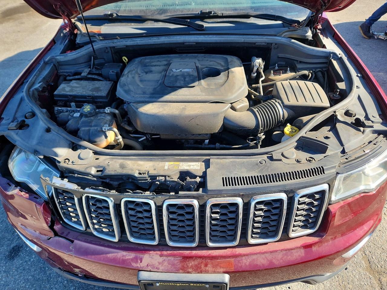 2018 Jeep Grand Cherokee Laredo Бордовый vin: 1C4RJEAG0JC181792