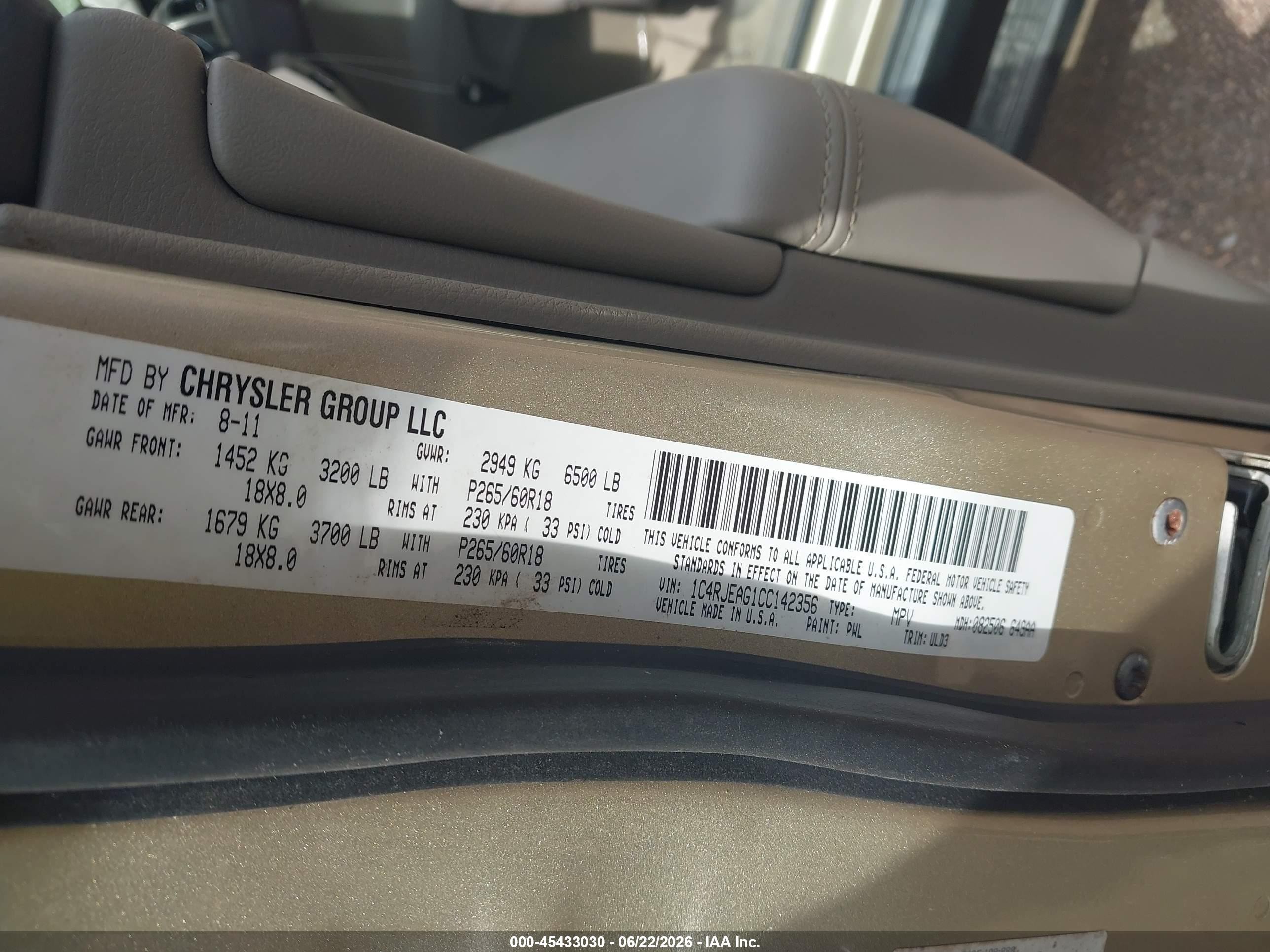 2012 Jeep Grand Cherokee Laredo Gold vin: 1C4RJEAG1CC142356