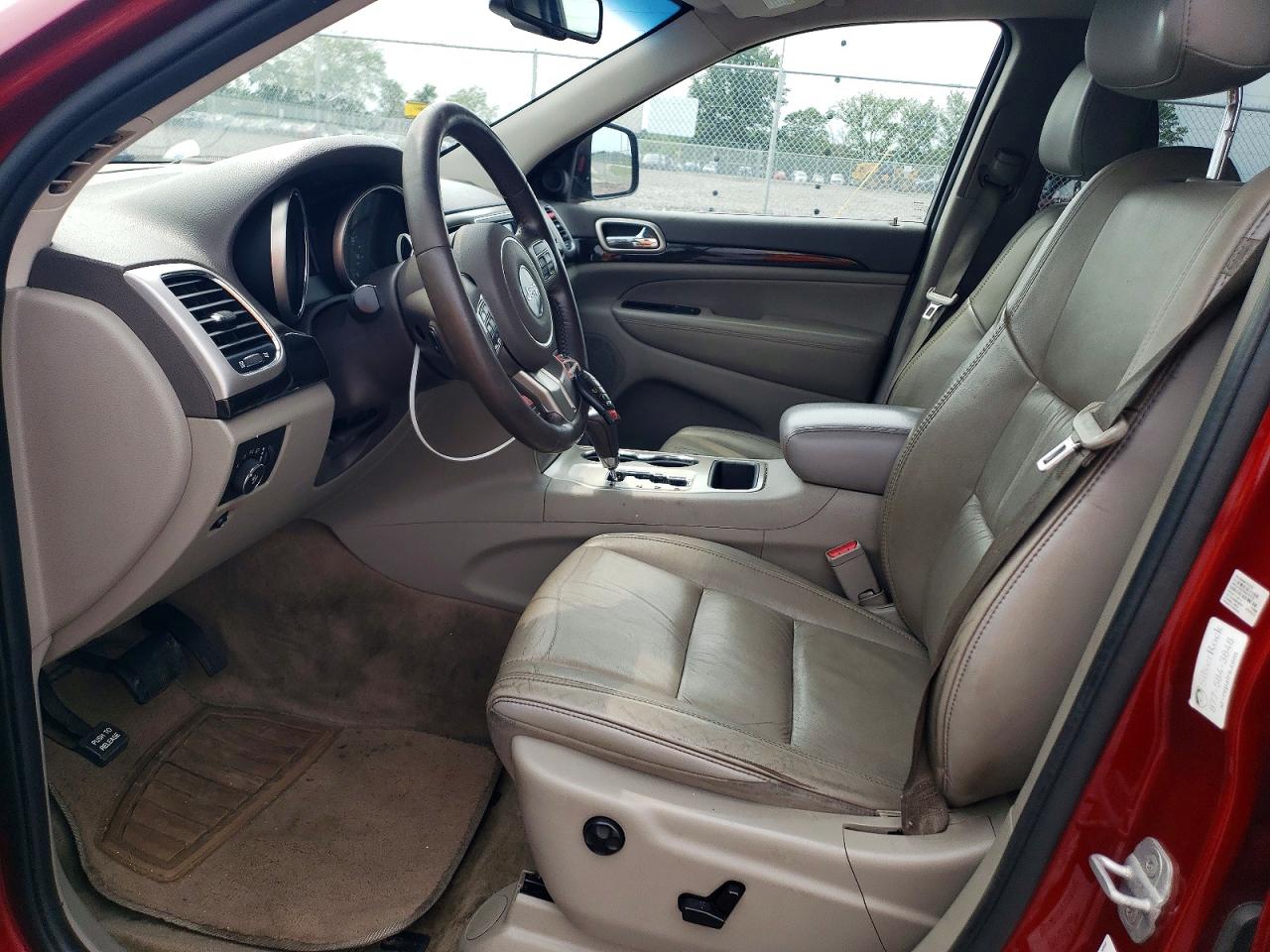 2012 Jeep Grand Cherokee Laredo Красный vin: 1C4RJEAG1CC146102