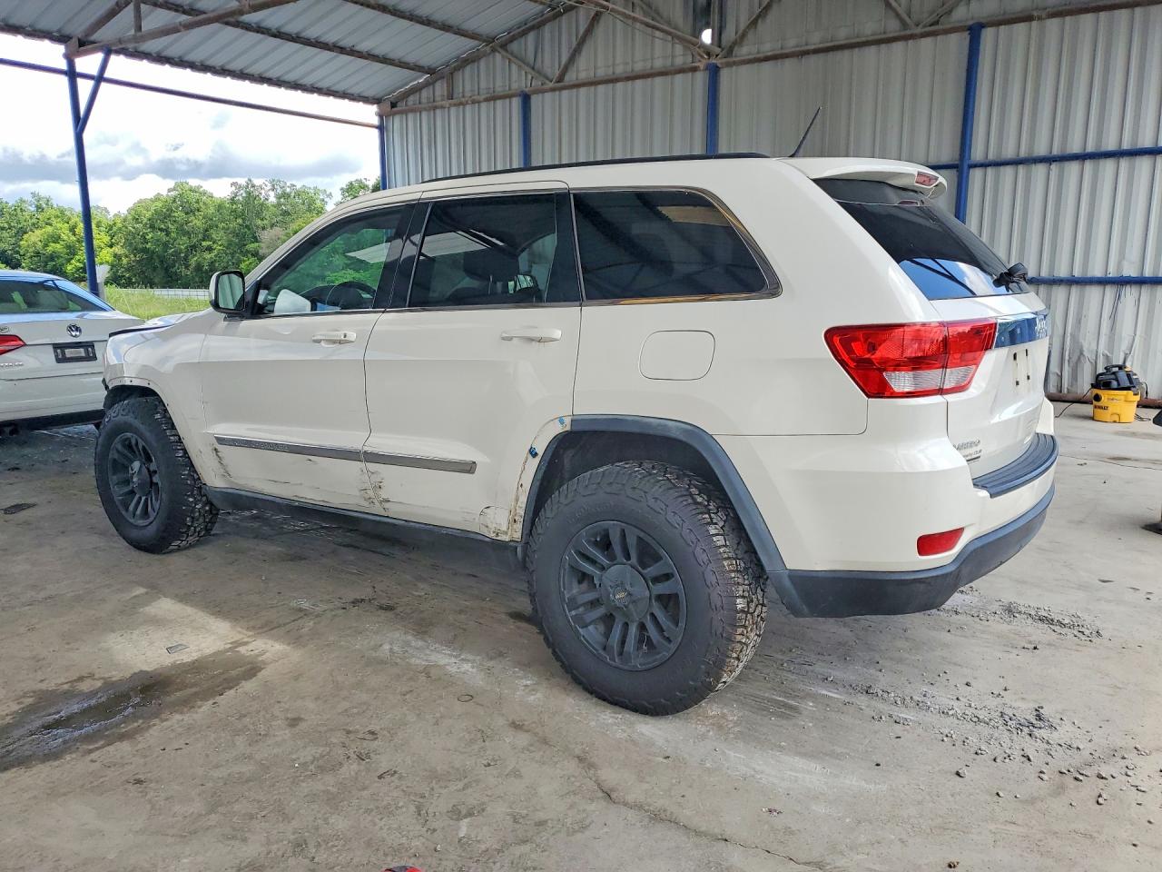 2012 Jeep Grand Cherokee Laredo White vin: 1C4RJEAG1CC177480