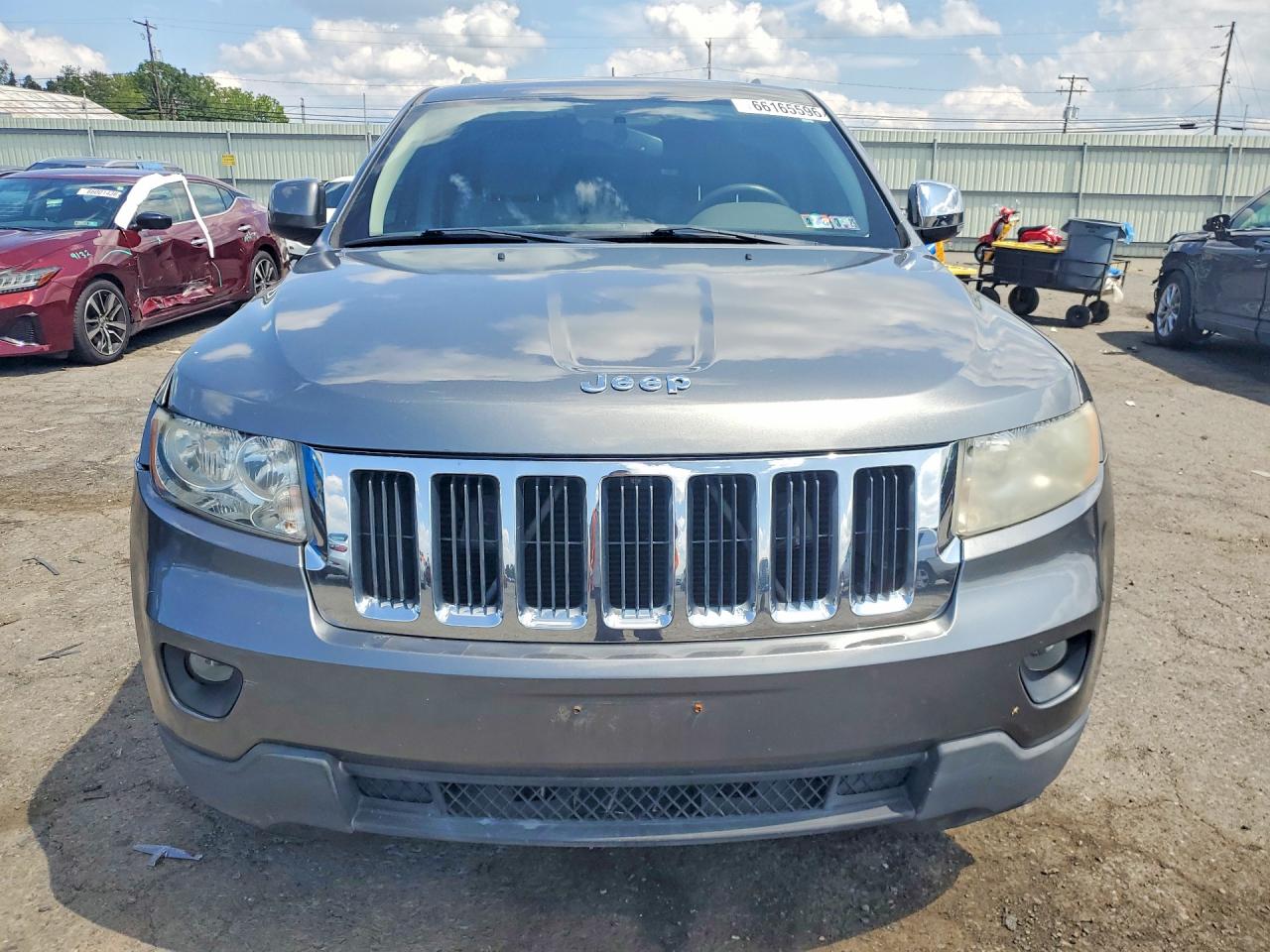 2012 Jeep Grand Cherokee Laredo Gray vin: 1C4RJEAG1CC210218