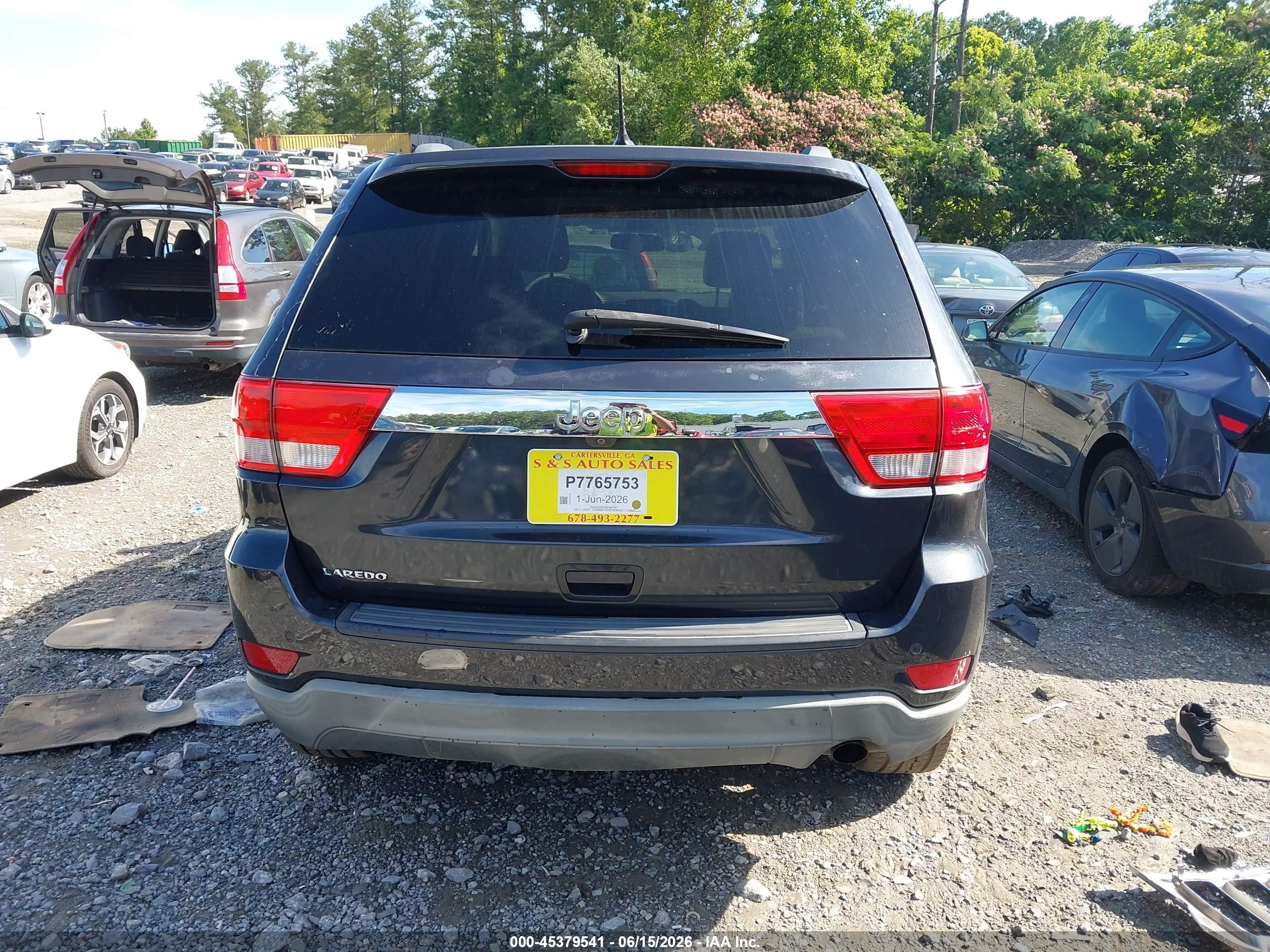 2013 Jeep Grand Cherokee Laredo Черный vin: 1C4RJEAG1DC643345