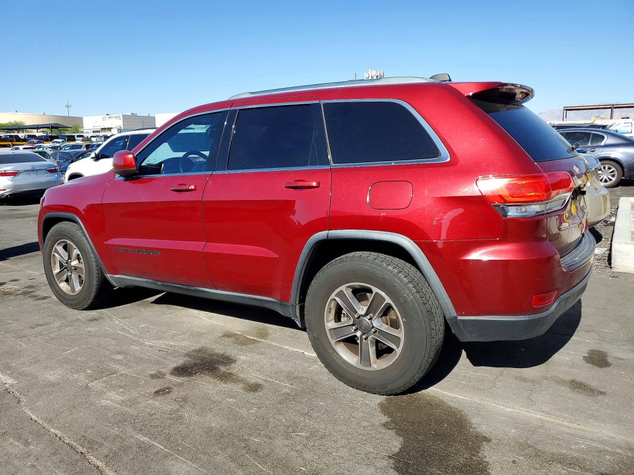 2014 Jeep Grand Cherokee Laredo Burgundy vin: 1C4RJEAG1EC130162
