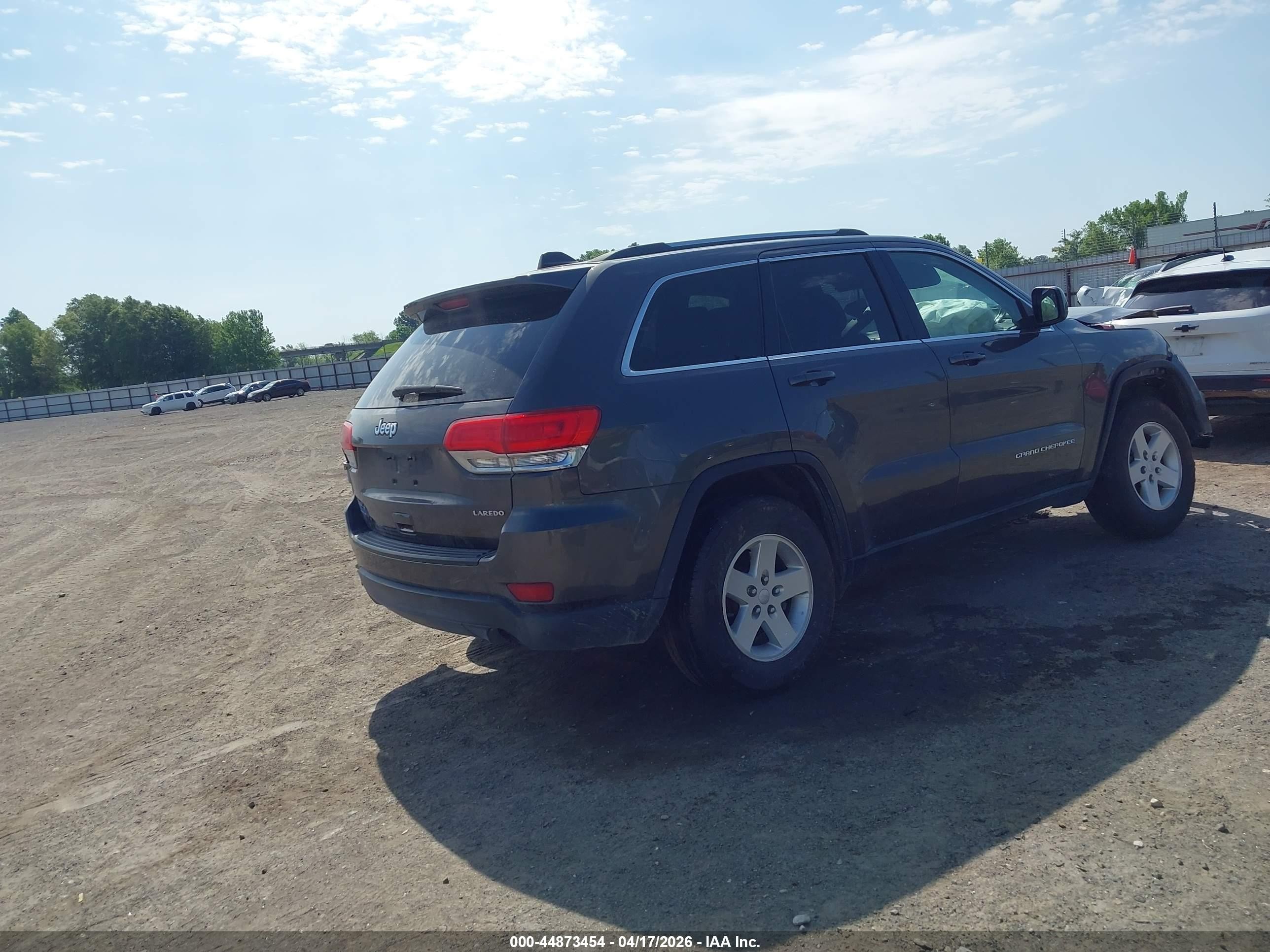 2014 Jeep Grand Cherokee Laredo Gray vin: 1C4RJEAG1EC206950