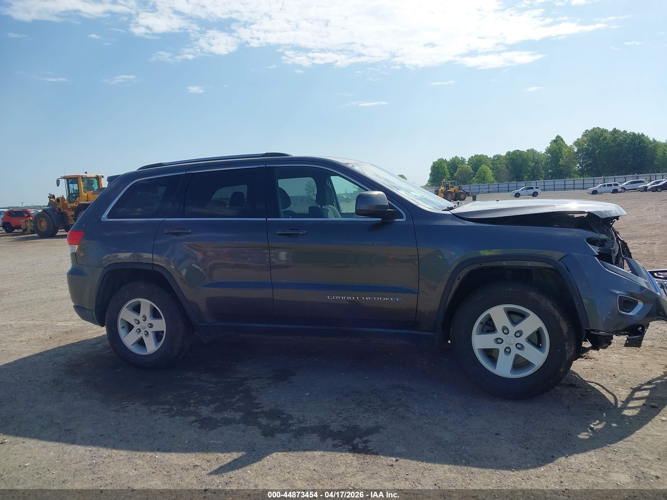 2014 Jeep Grand Cherokee Laredo Gray vin: 1C4RJEAG1EC206950