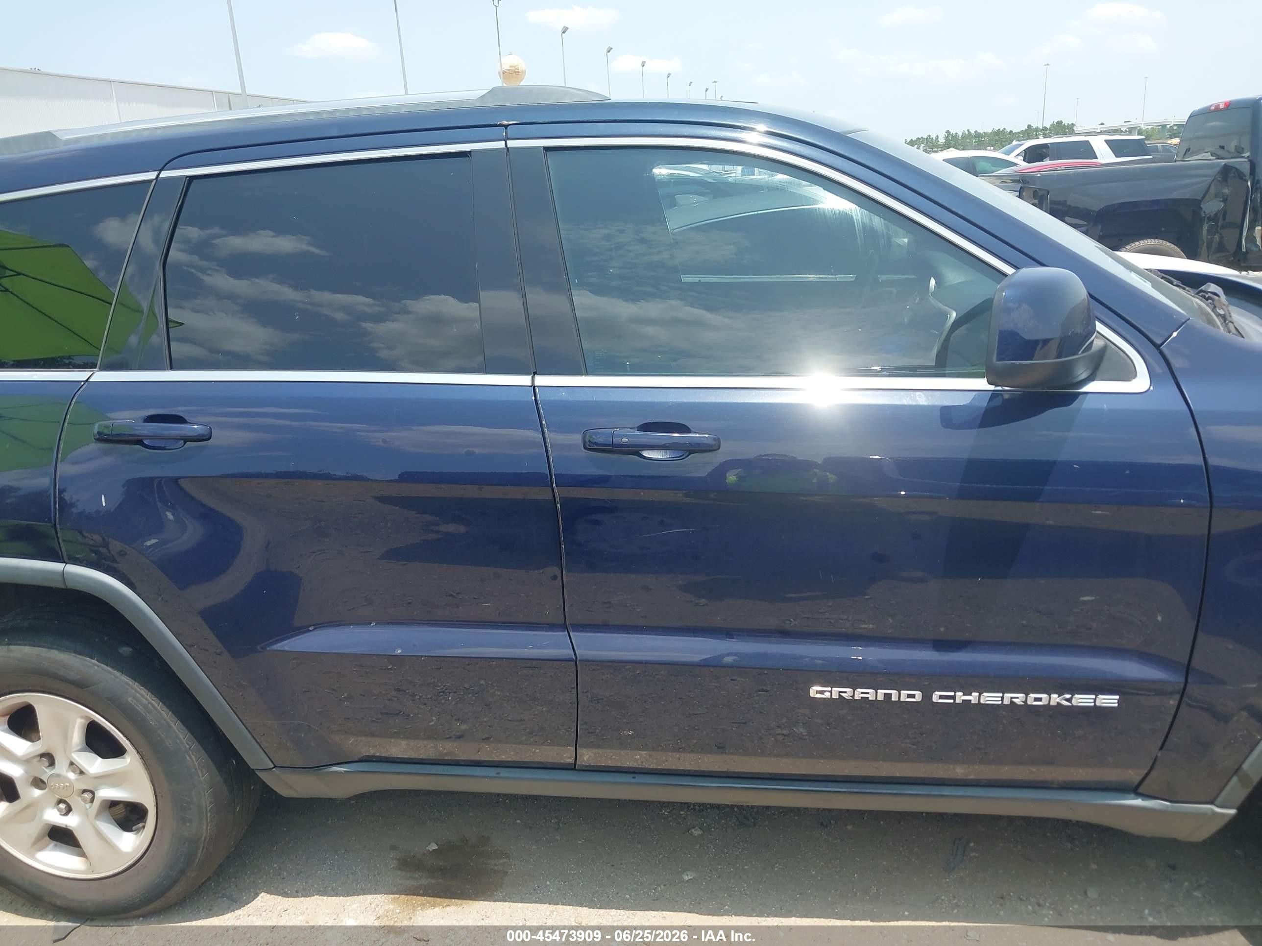2014 Jeep Grand Cherokee Laredo Blue vin: 1C4RJEAG1EC270809