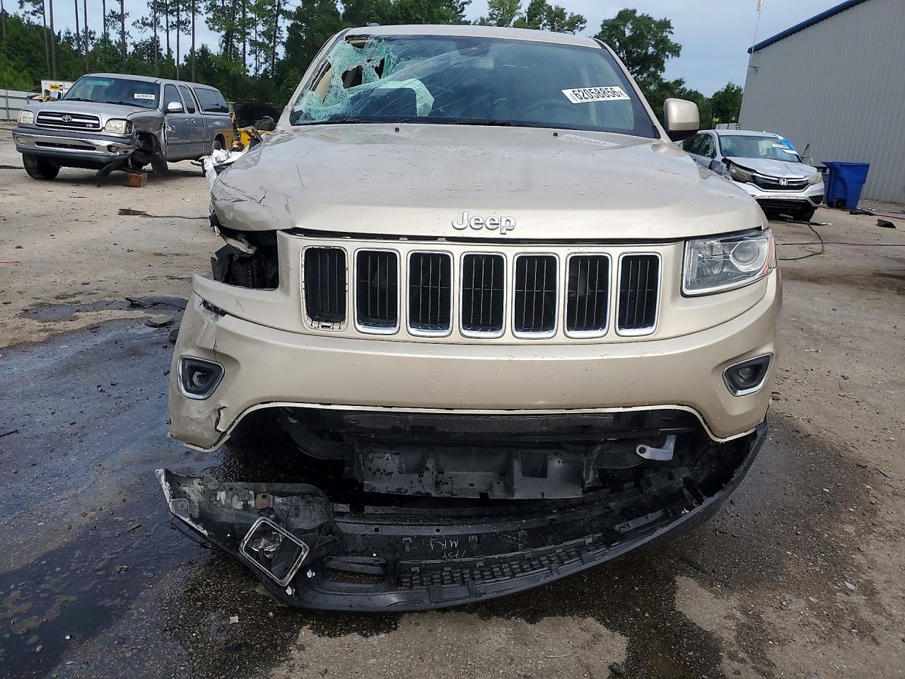 2015 Jeep Grand Cherokee Laredo Gold vin: 1C4RJEAG1FC152700