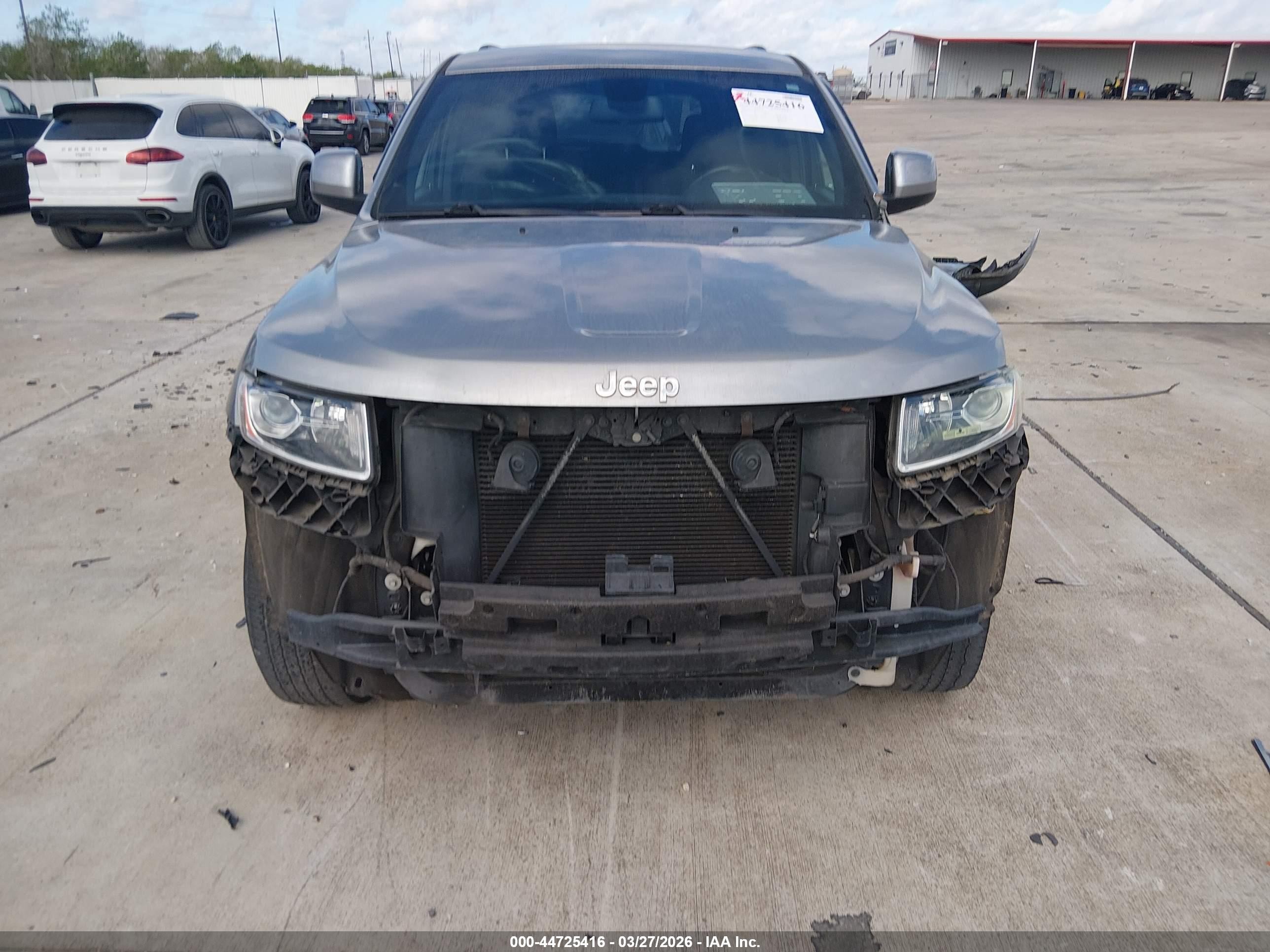 2015 Jeep Grand Cherokee Laredo Серый vin: 1C4RJEAG1FC235706